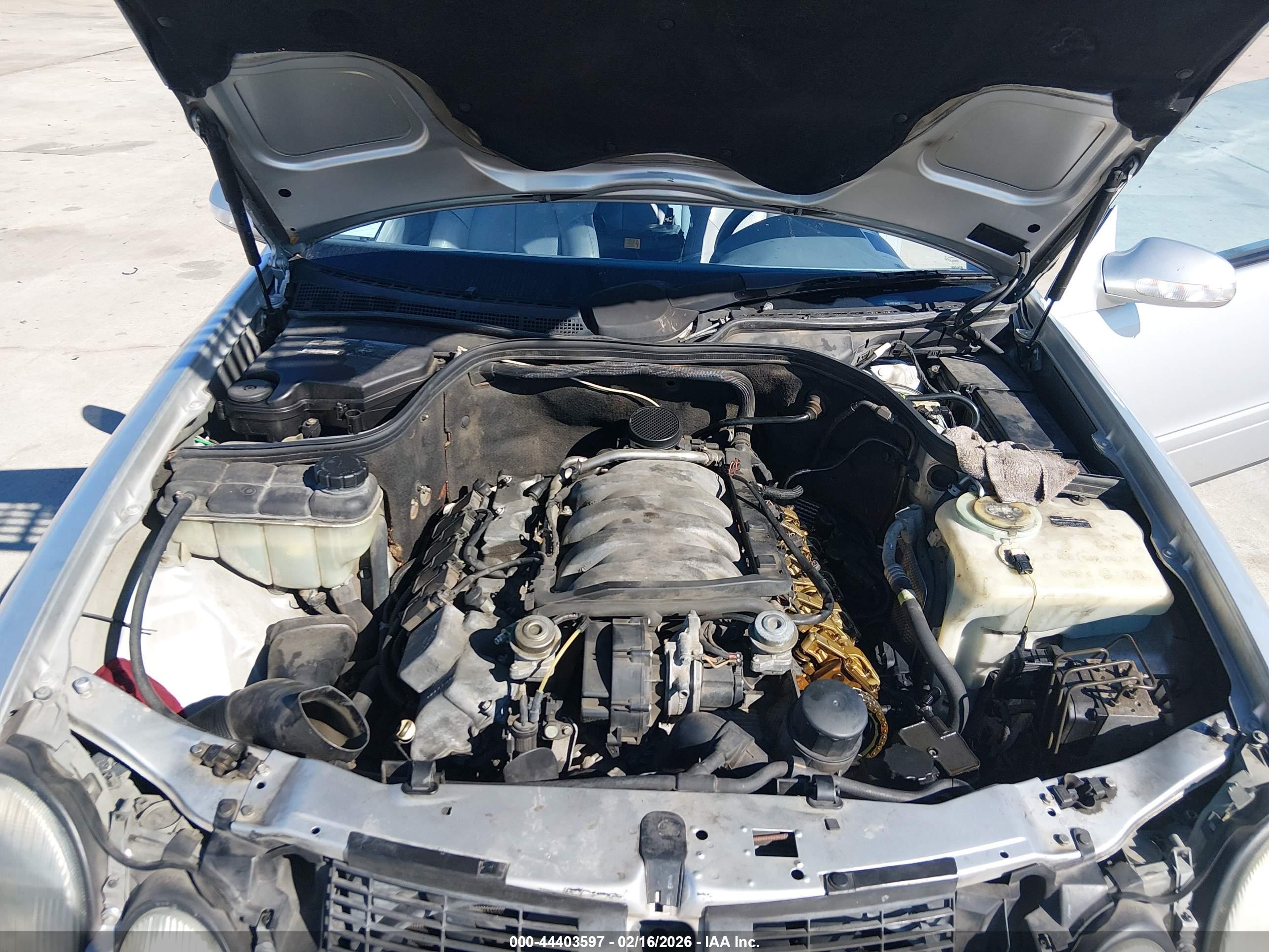 MERCEDES-BENZ CLK image 10