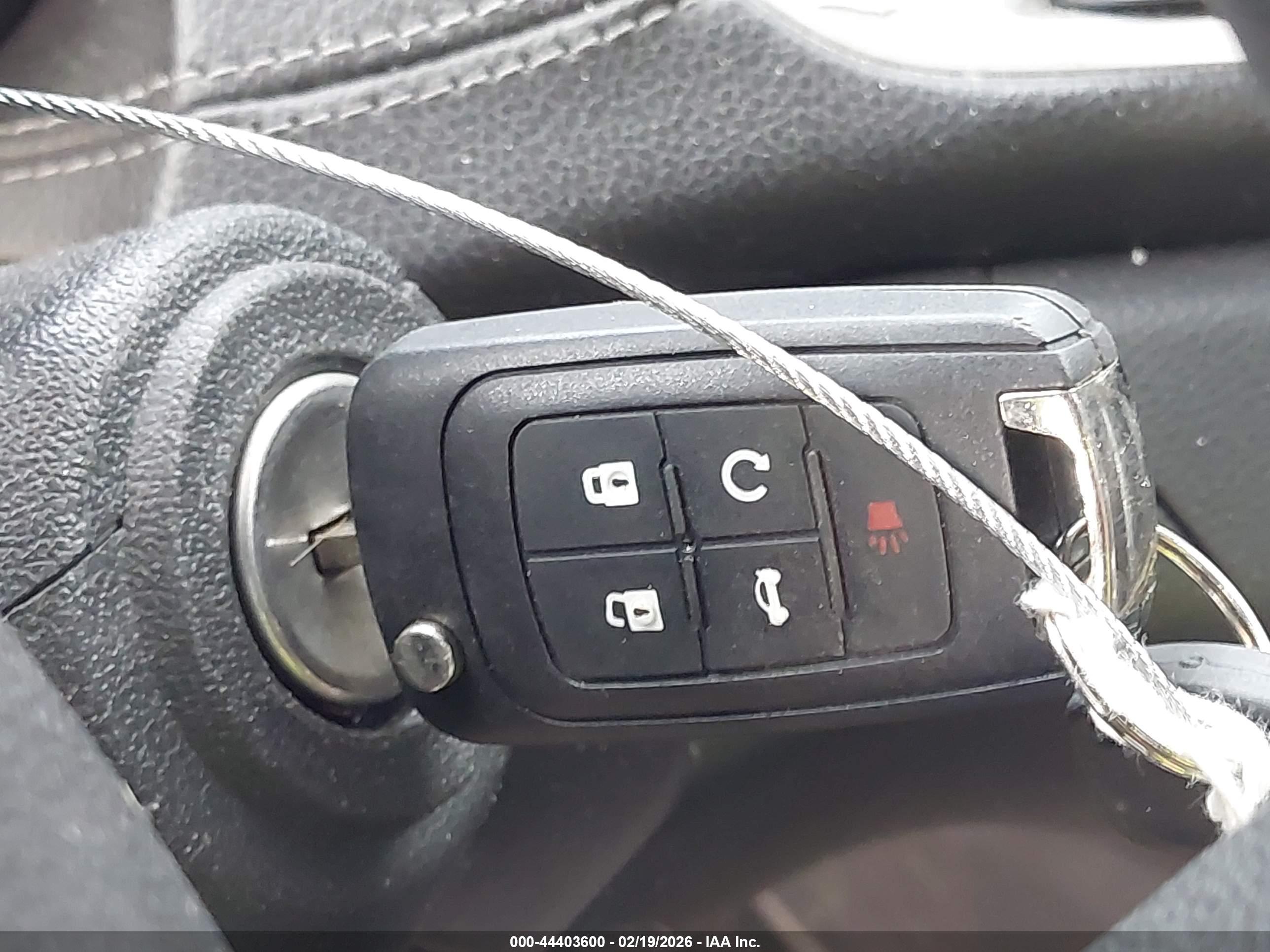 GMC TERRAIN image 11
