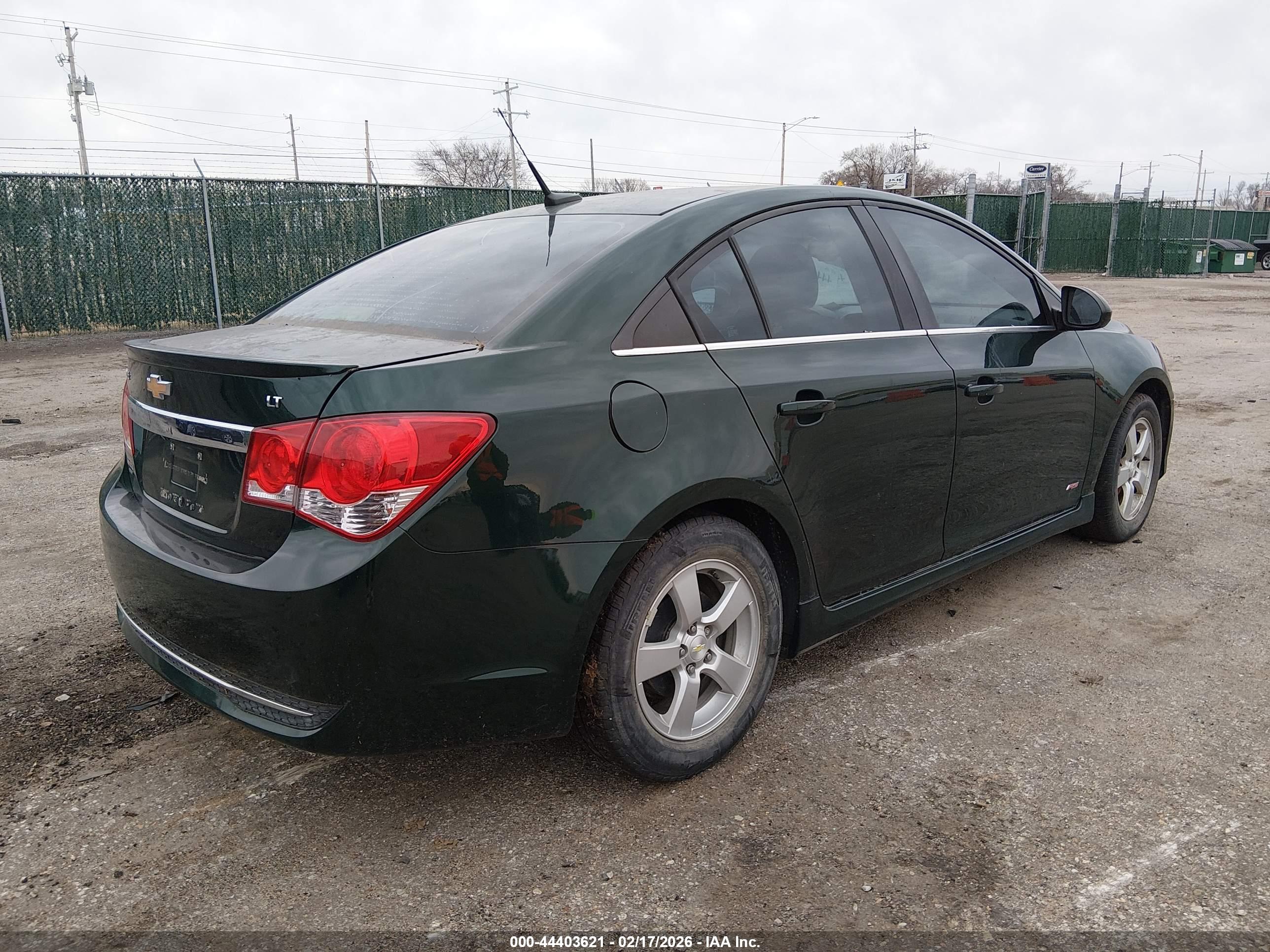 CHEVROLET CRUZE image 4