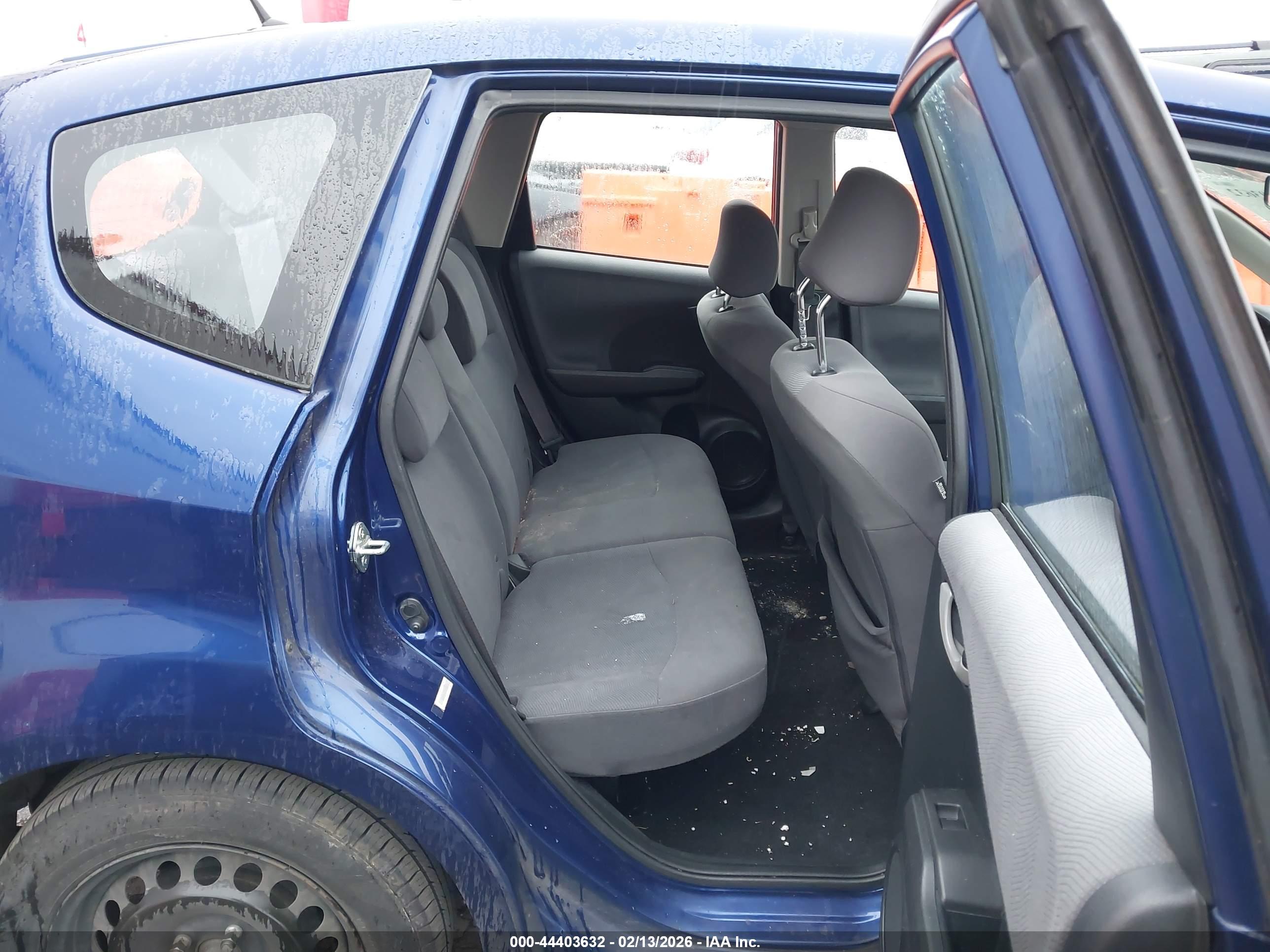 HONDA FIT image 8