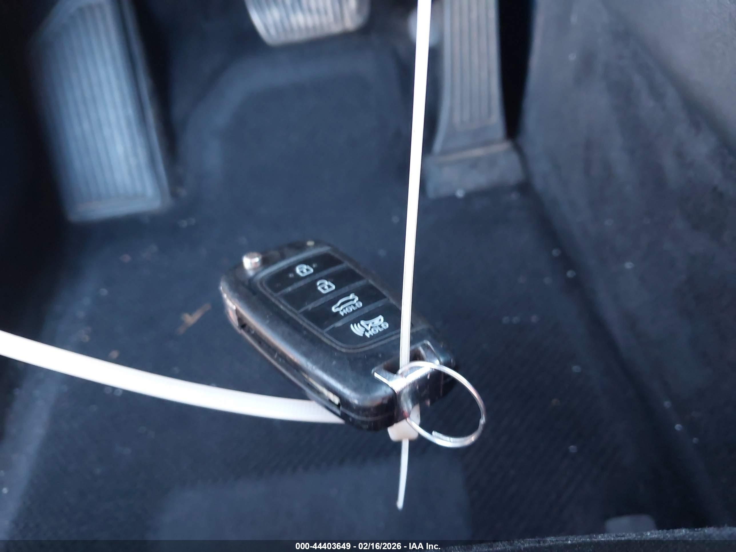 HYUNDAI SONATA image 11