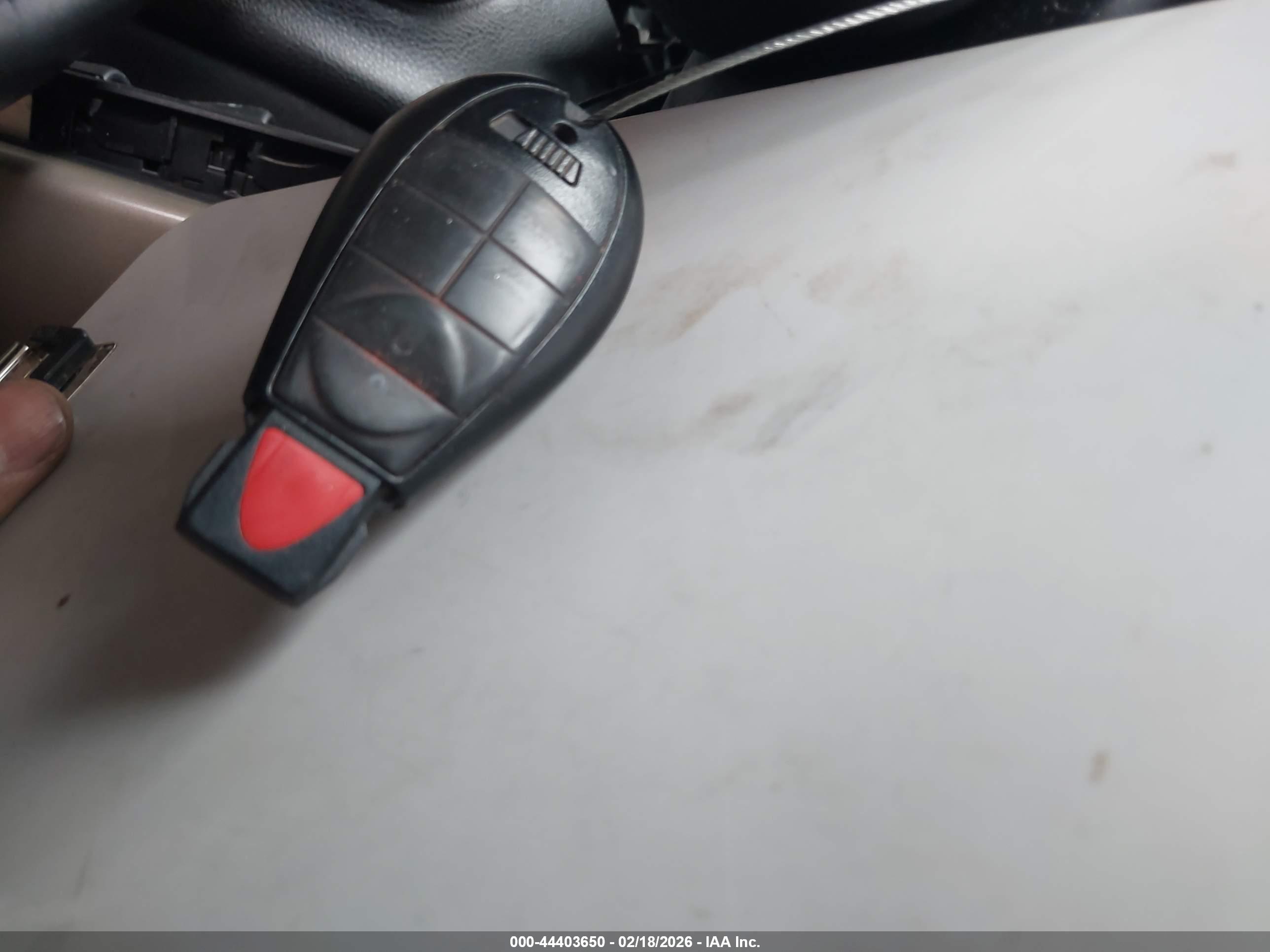JEEP CHEROKEE image 11