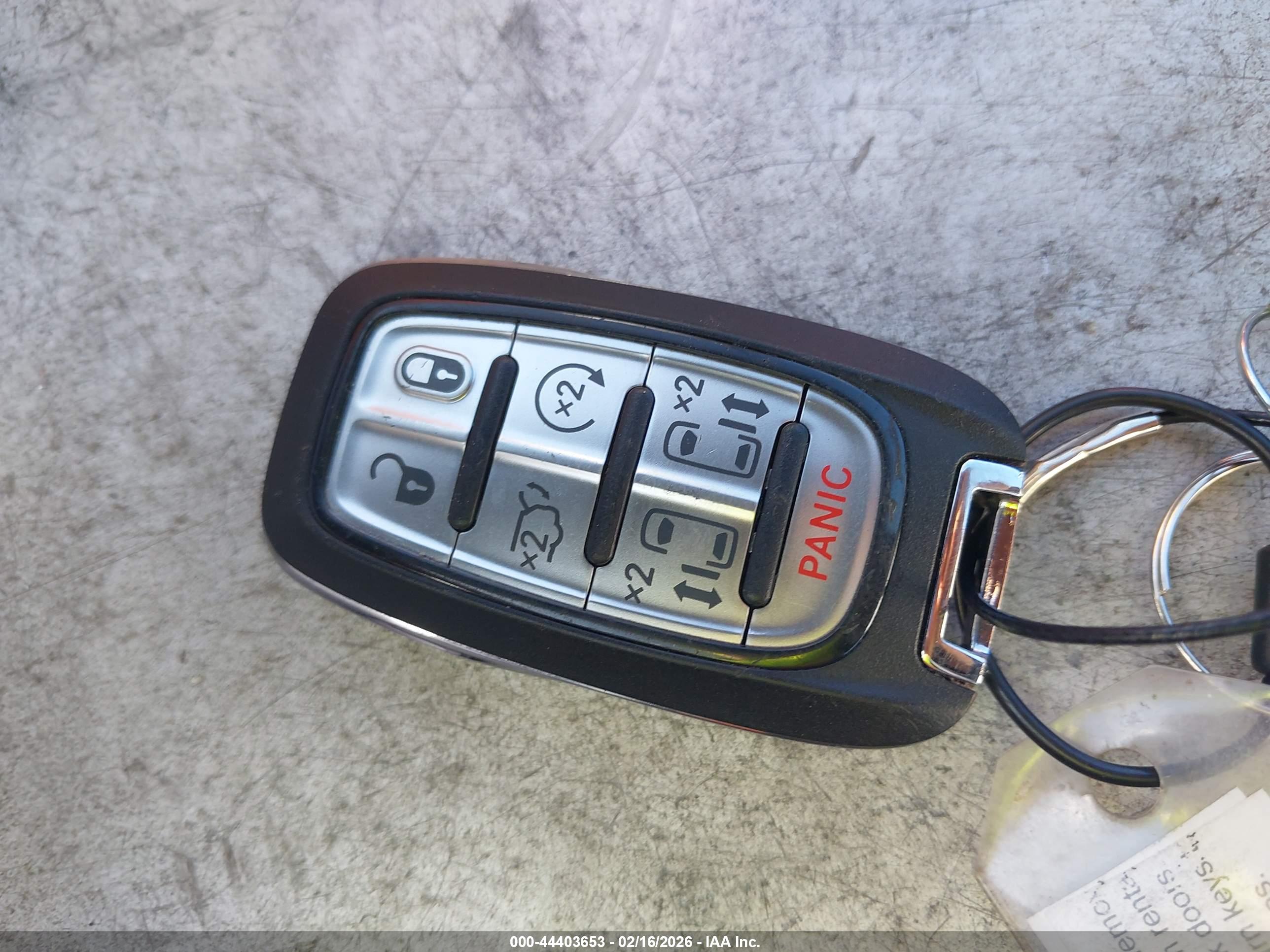 CHRYSLER PACIFICA image 11