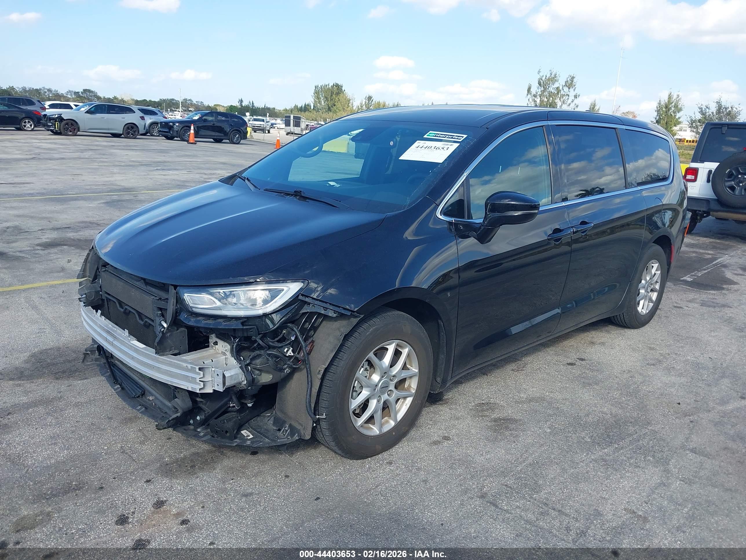 CHRYSLER PACIFICA image 2