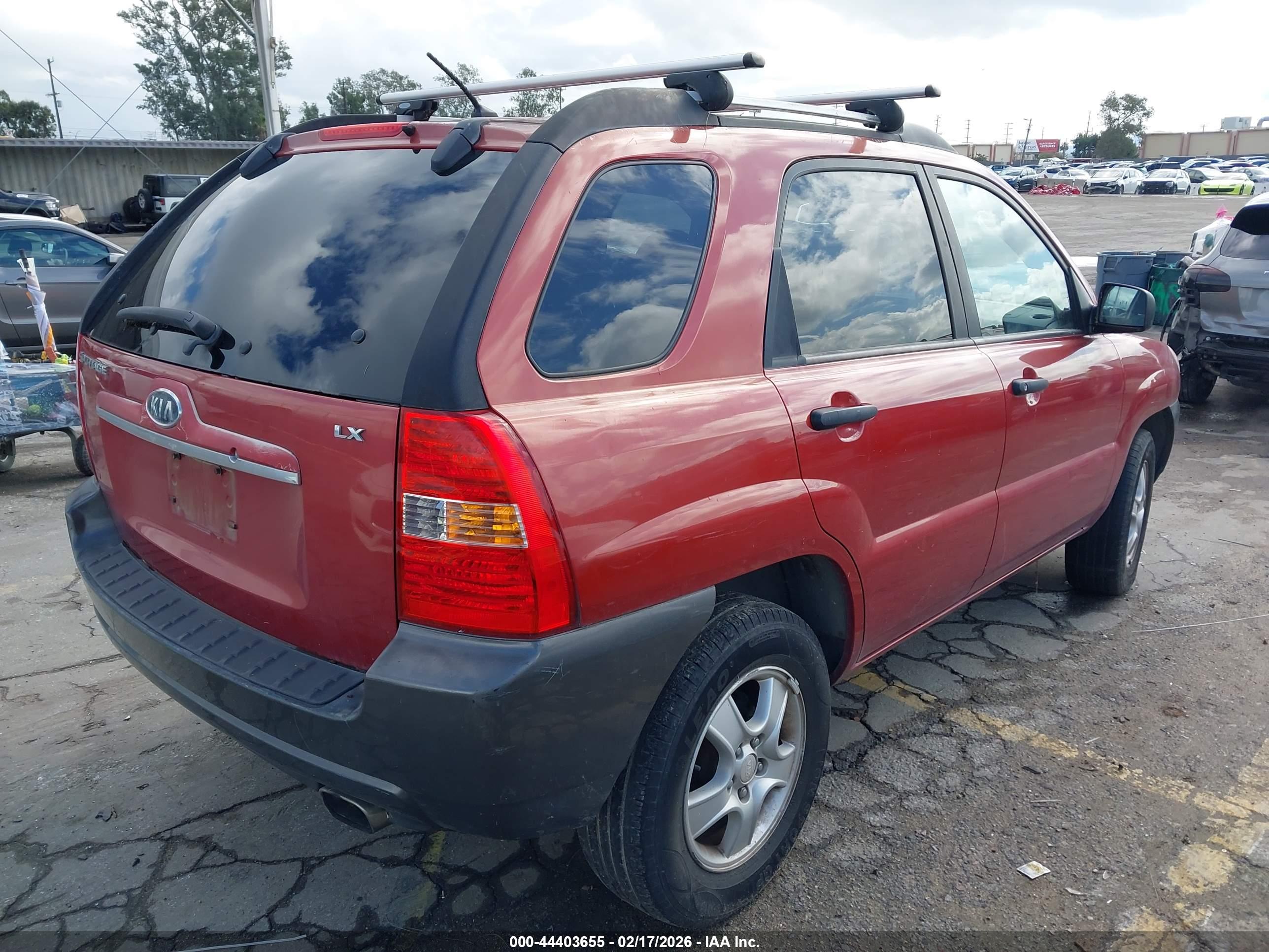 KIA SPORTAGE image 4