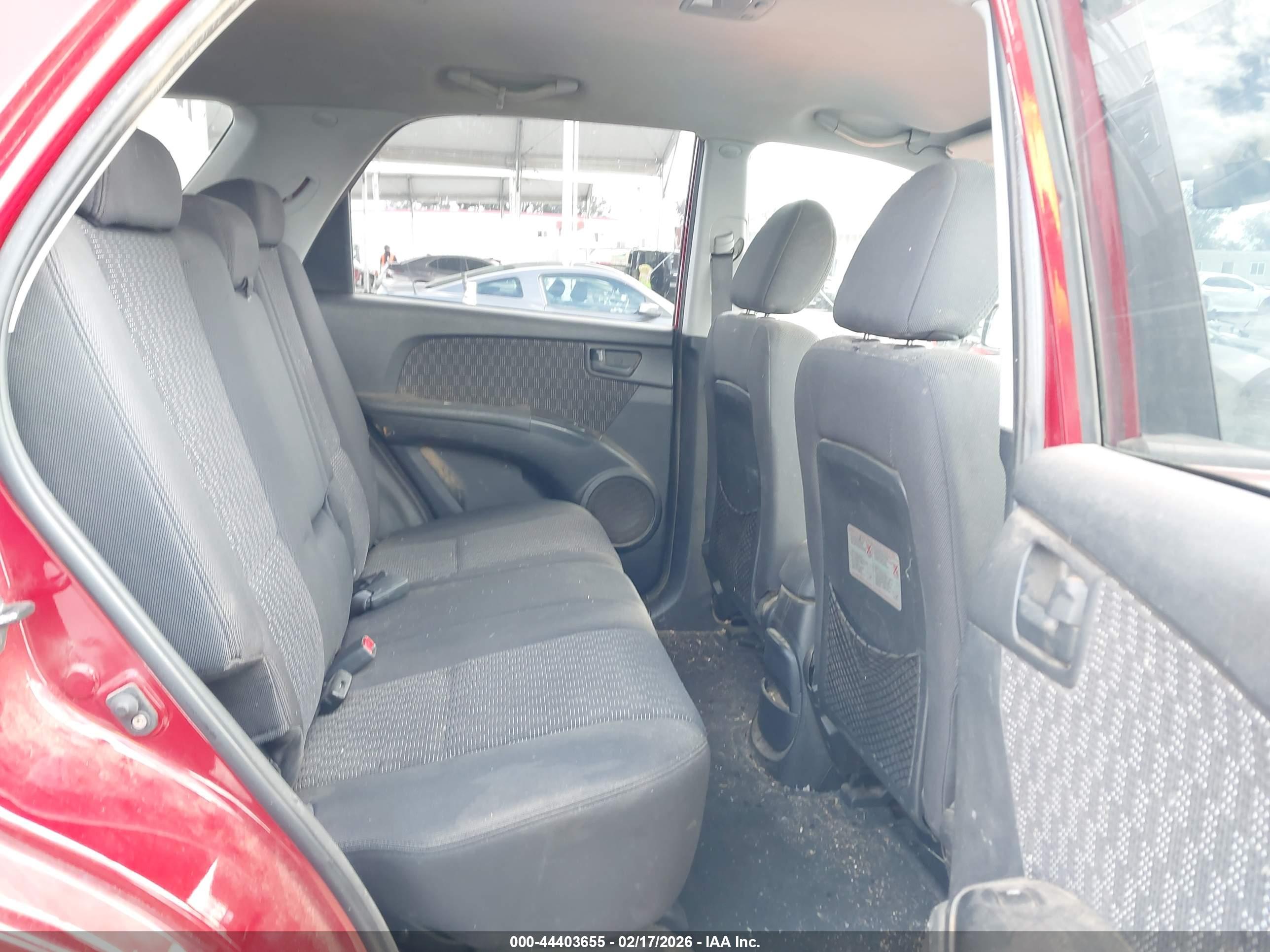 KIA SPORTAGE image 8