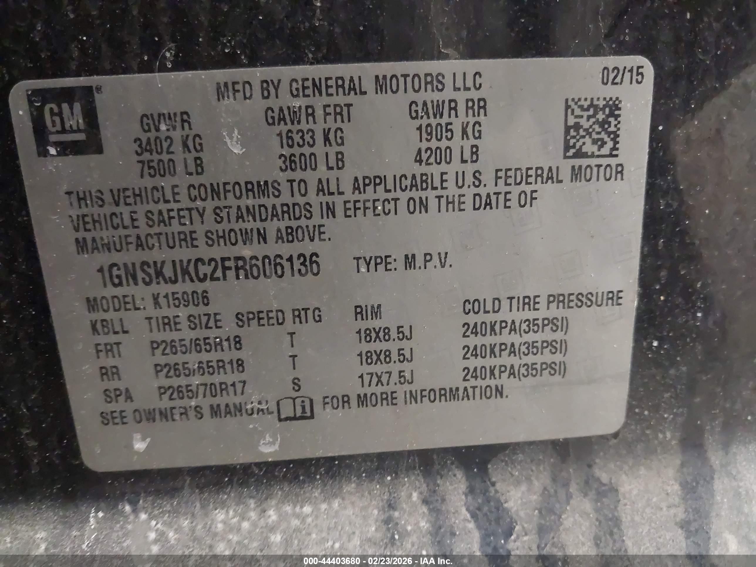 CHEVROLET SUBURBAN image 9