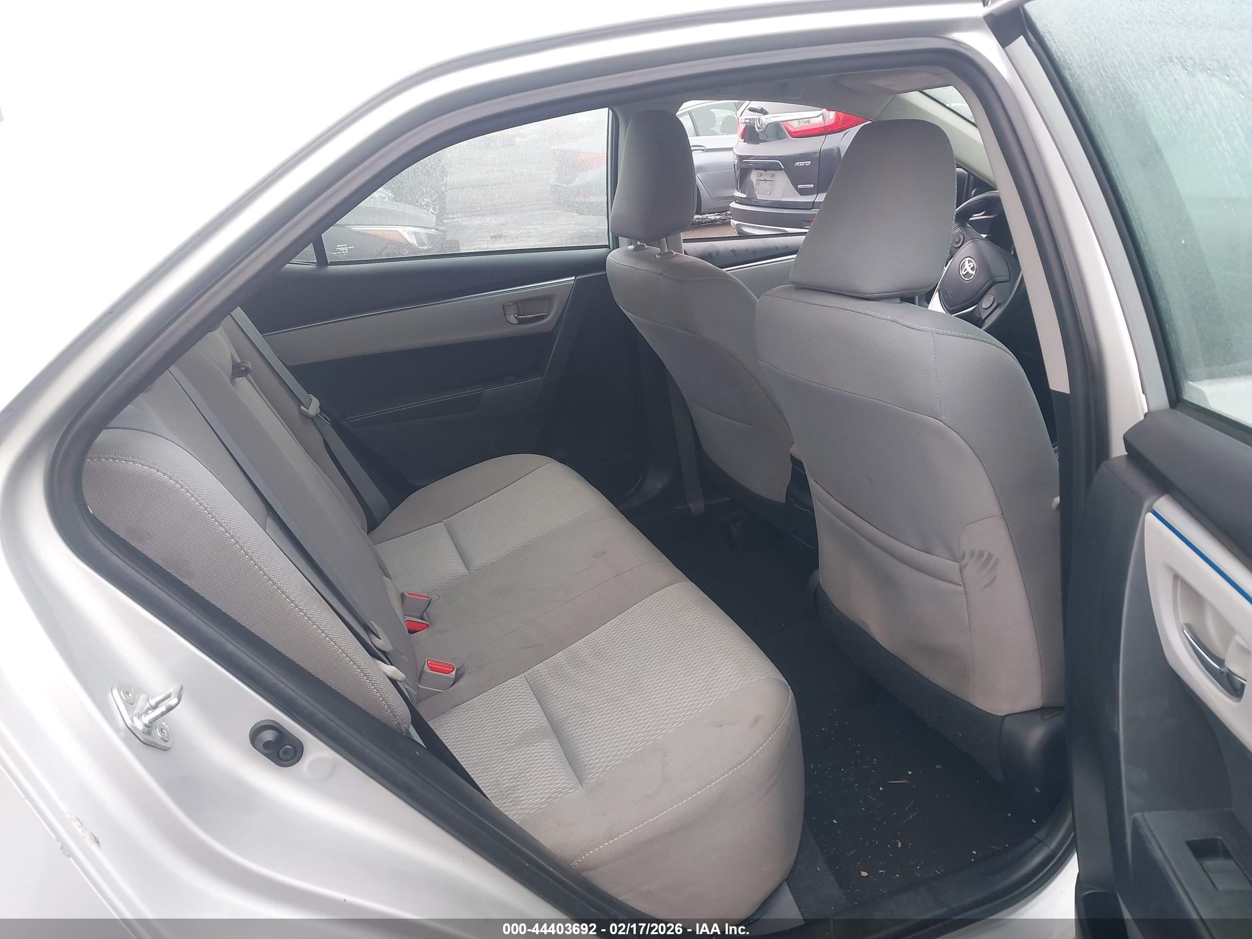 TOYOTA COROLLA image 8