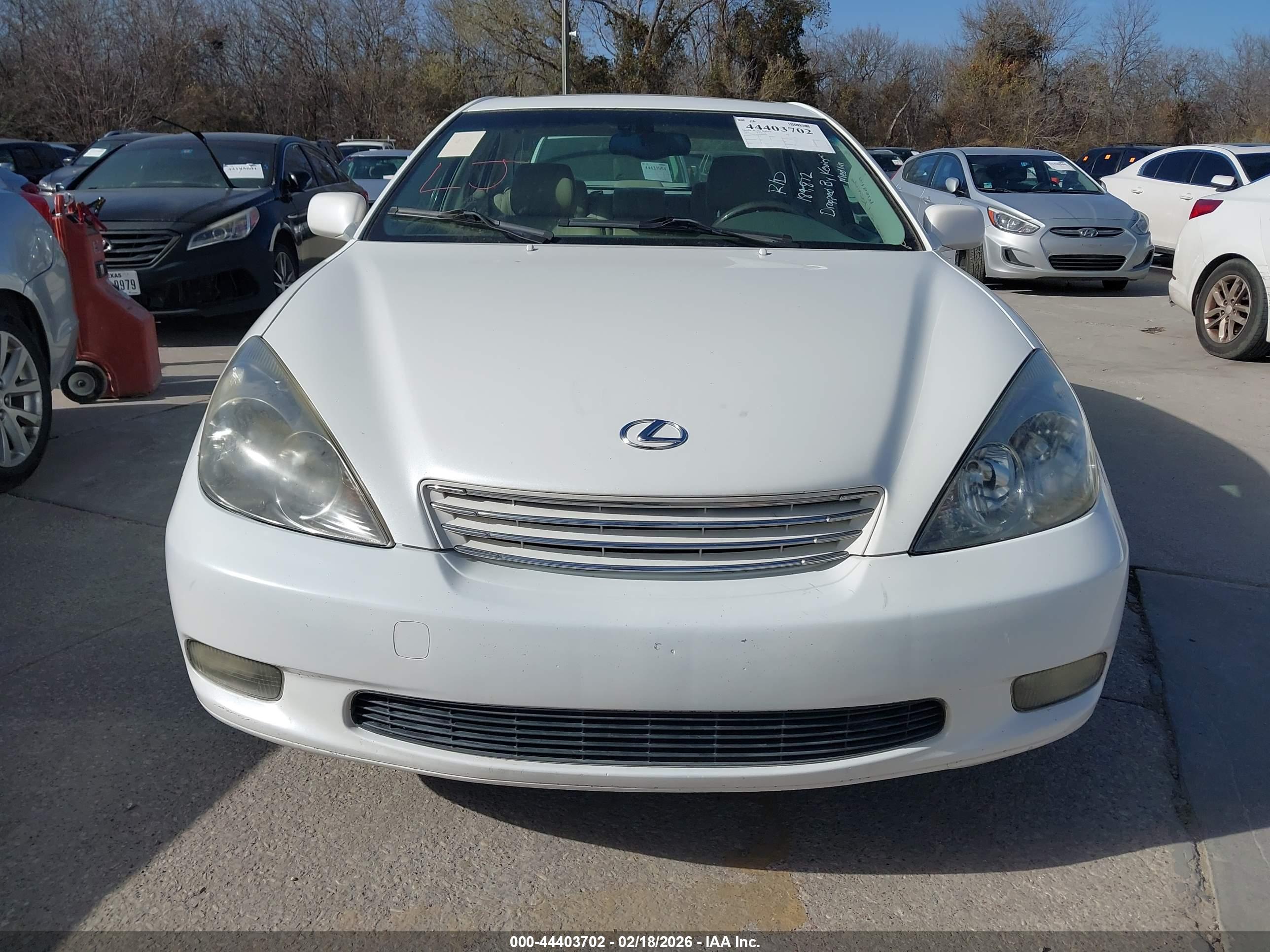 LEXUS ES image 6