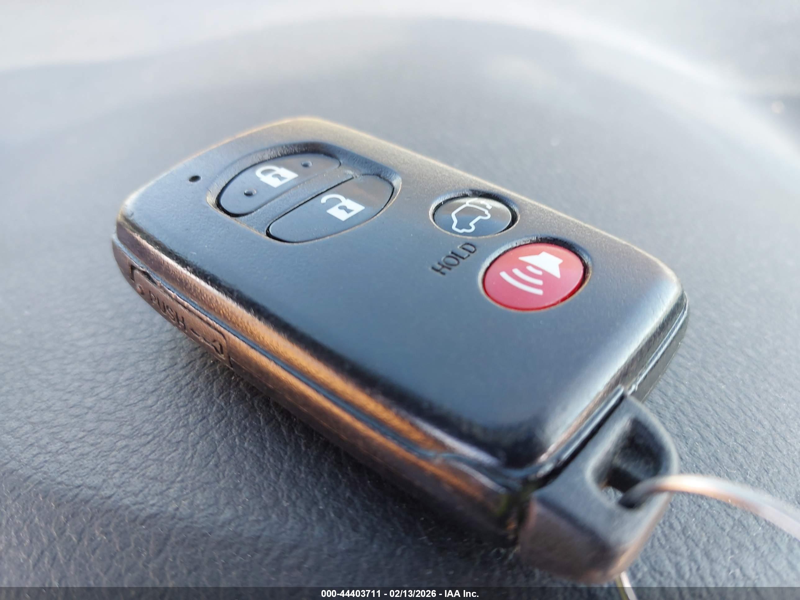 TOYOTA HIGHLANDER image 11