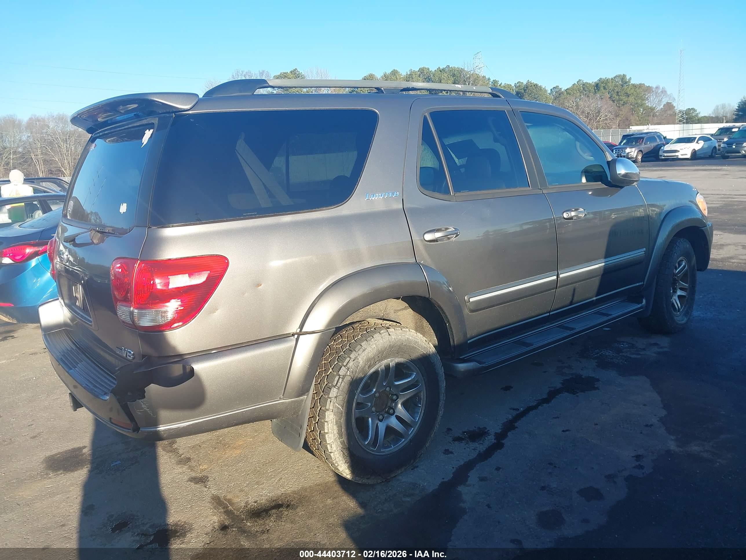 TOYOTA SEQUOIA image 4