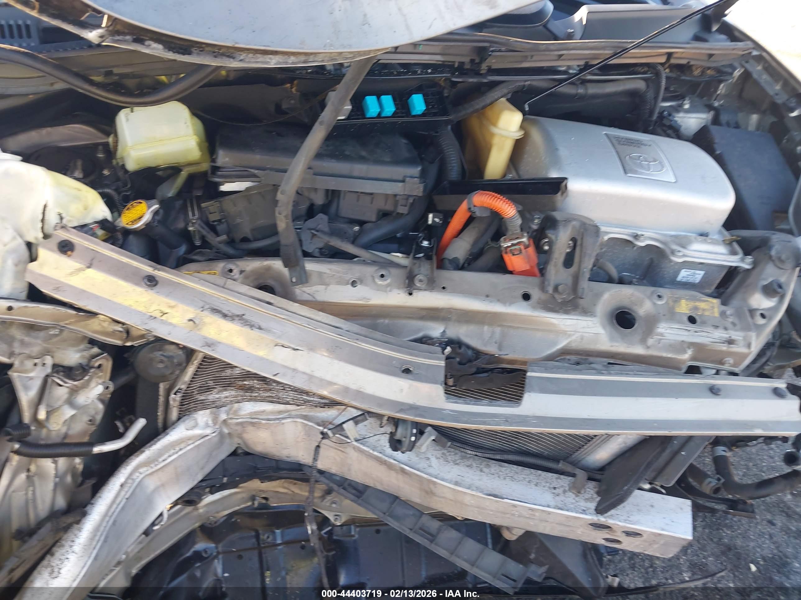 TOYOTA PRIUS image 10