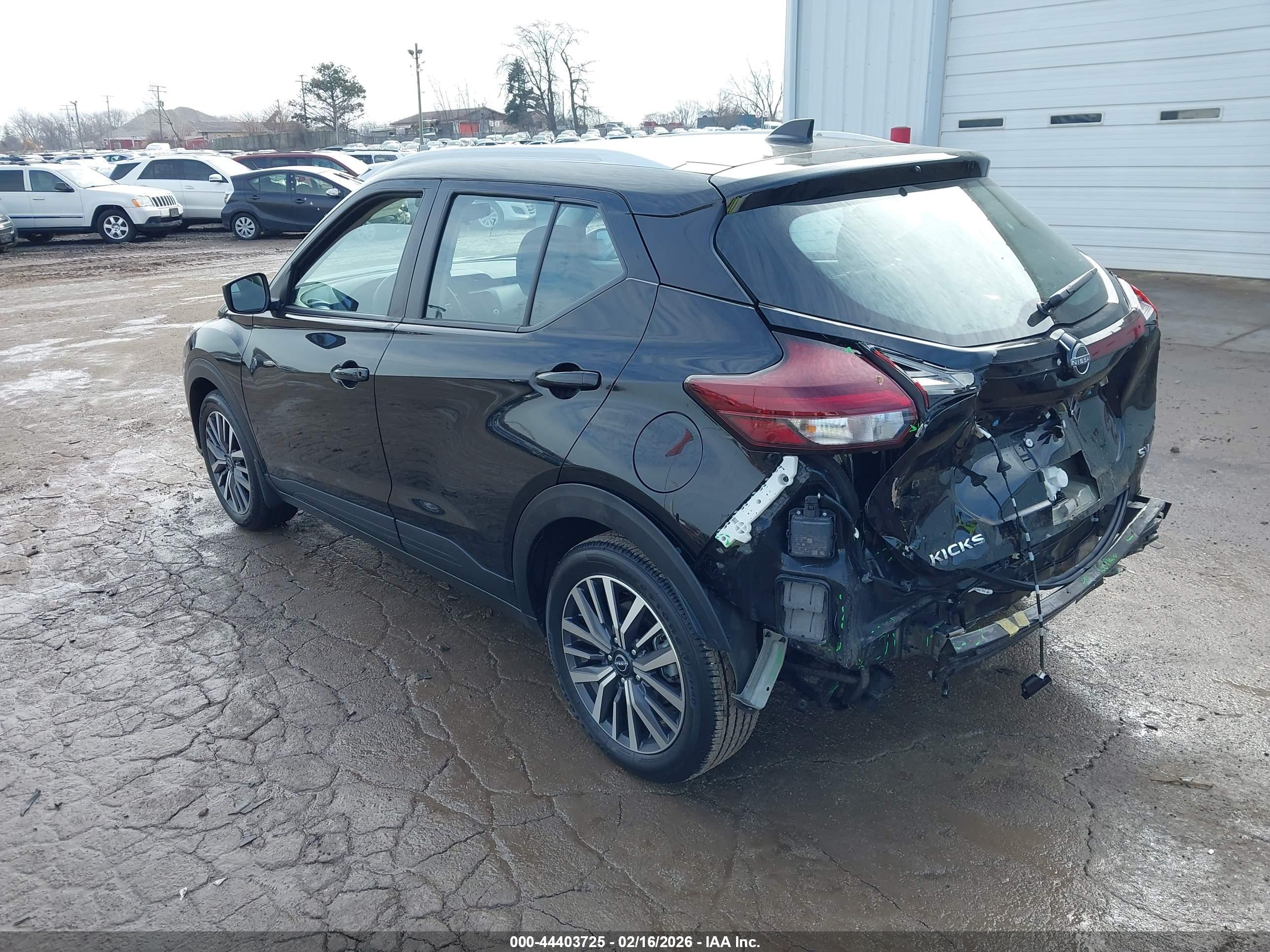 NISSAN KICKS image 3