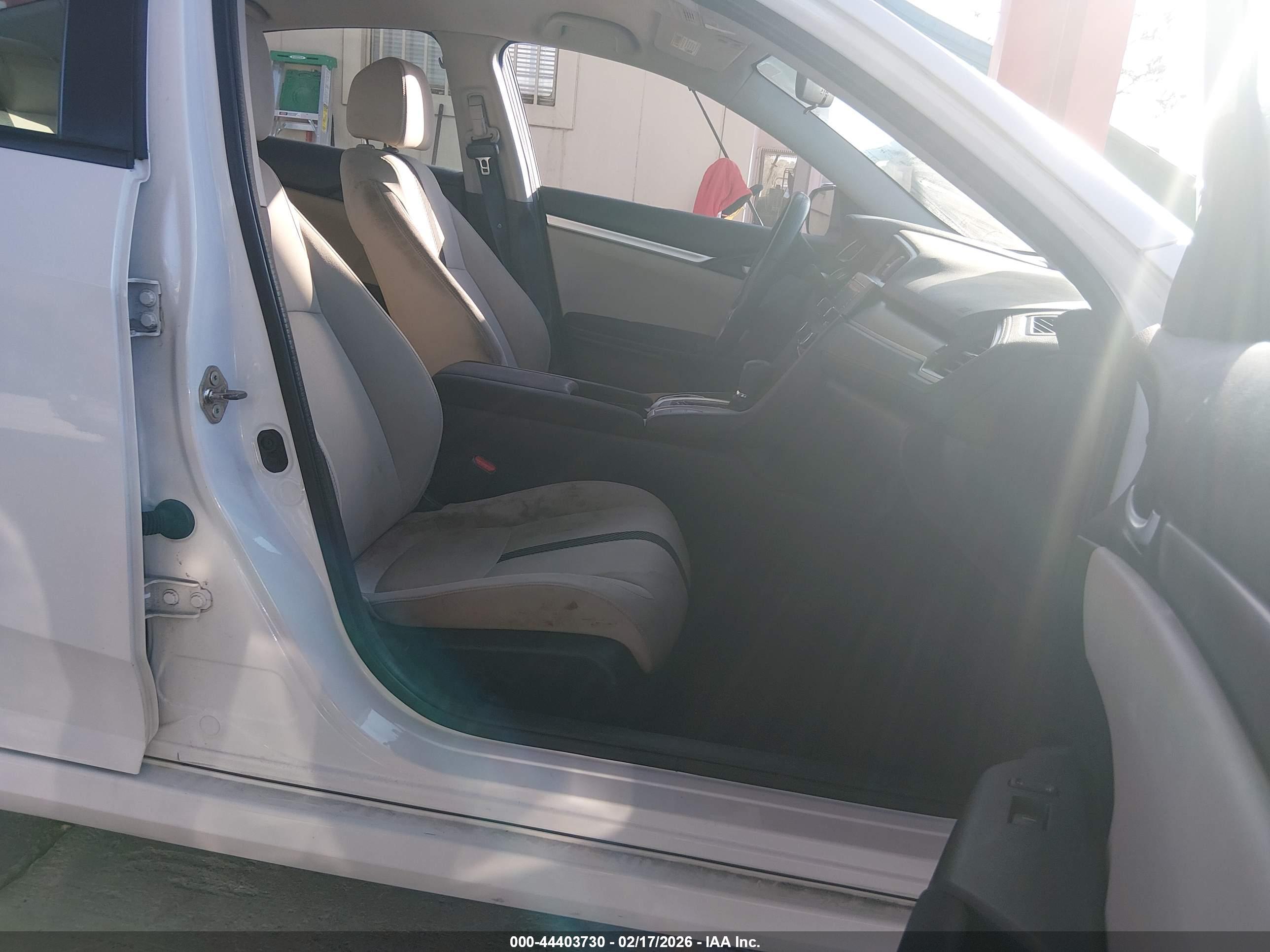 HONDA CIVIC image 5