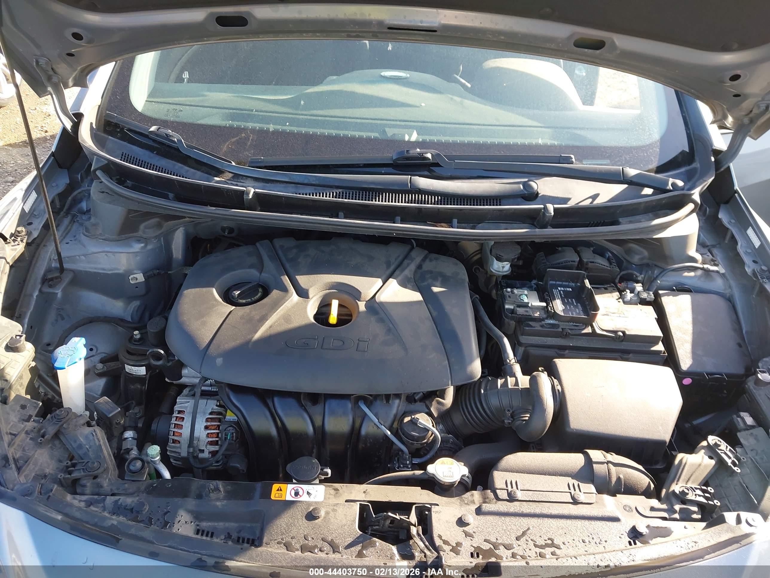 HYUNDAI ELANTRA image 10
