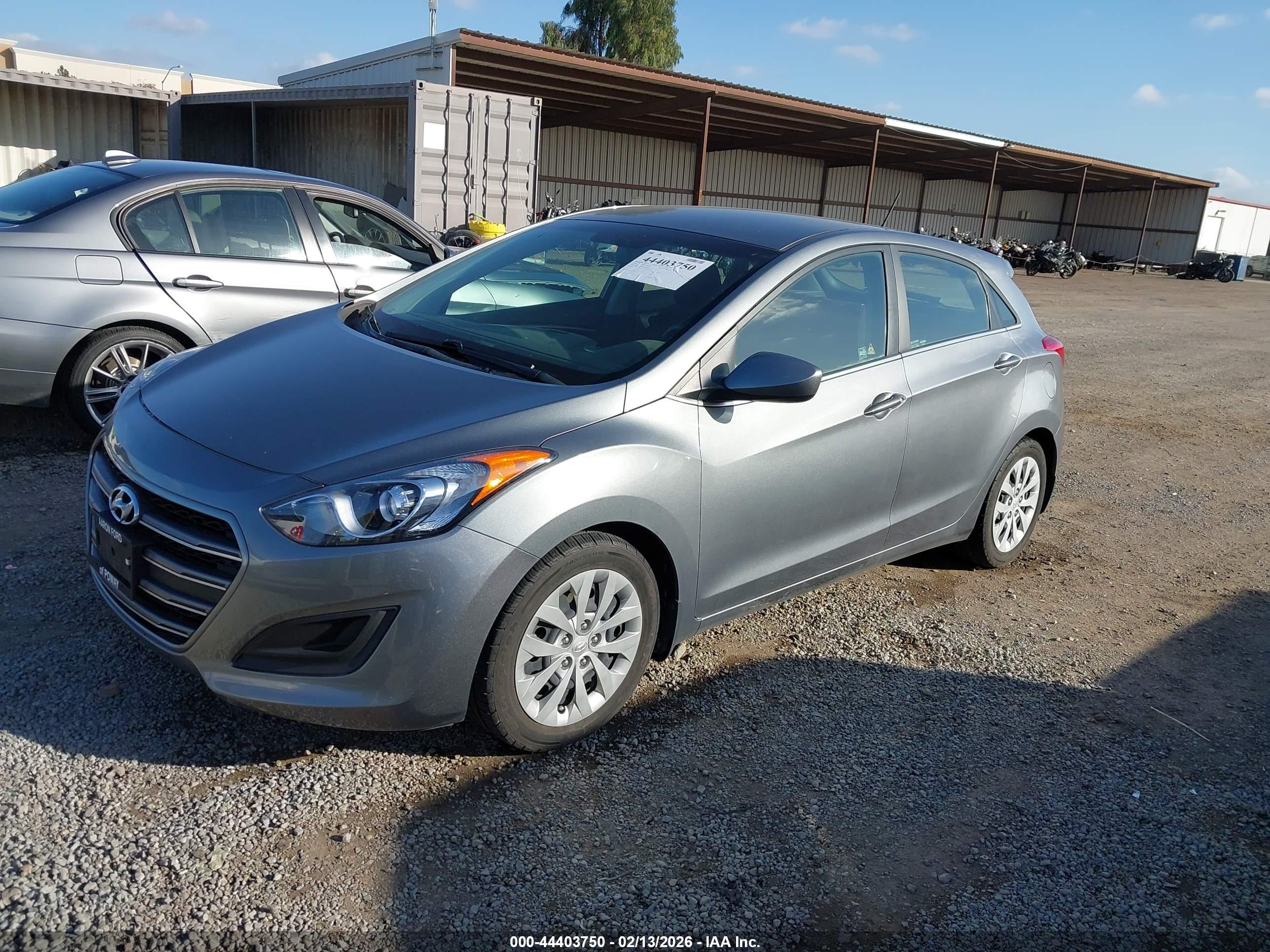 HYUNDAI ELANTRA image 2