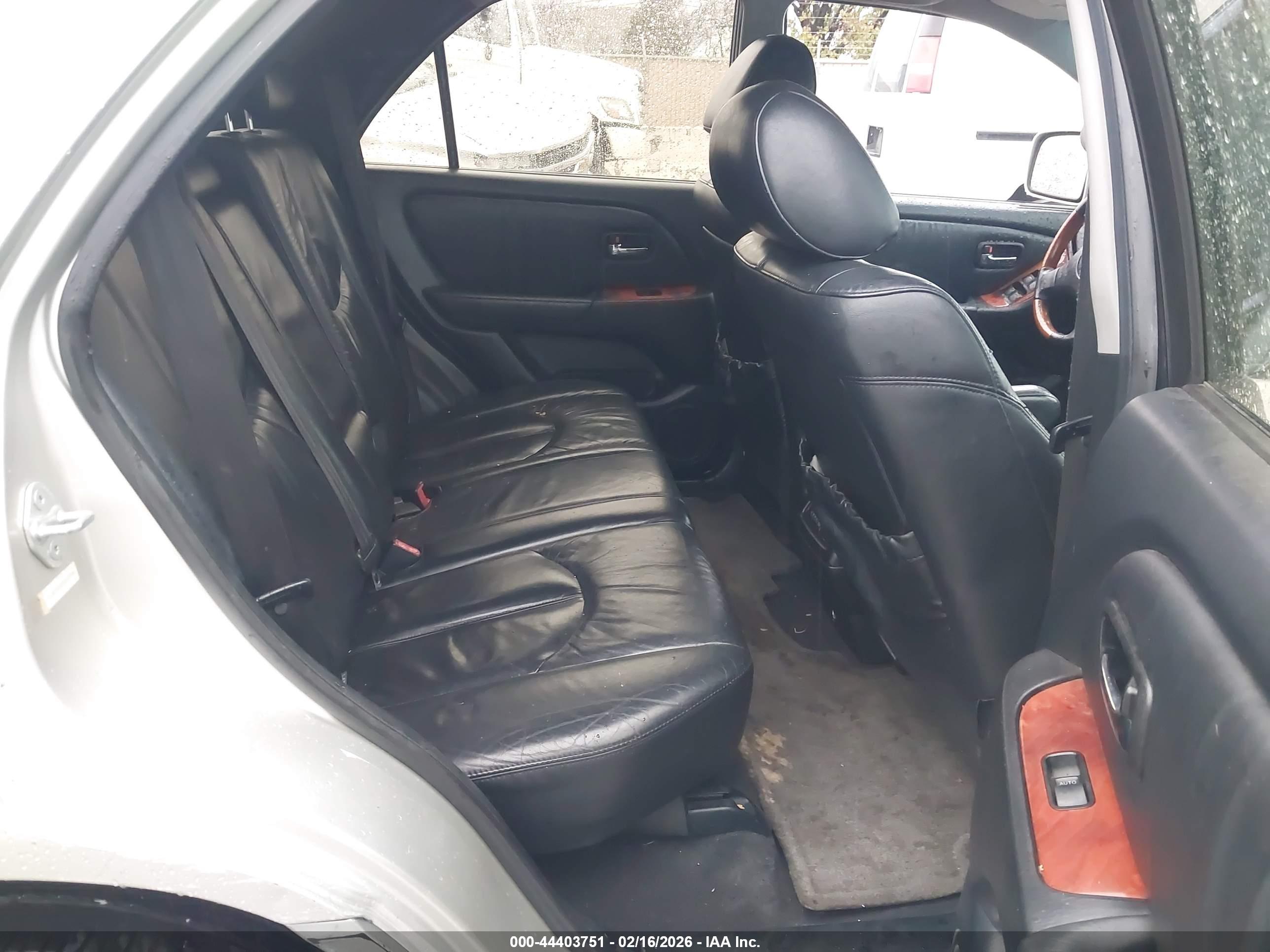 LEXUS RX image 8