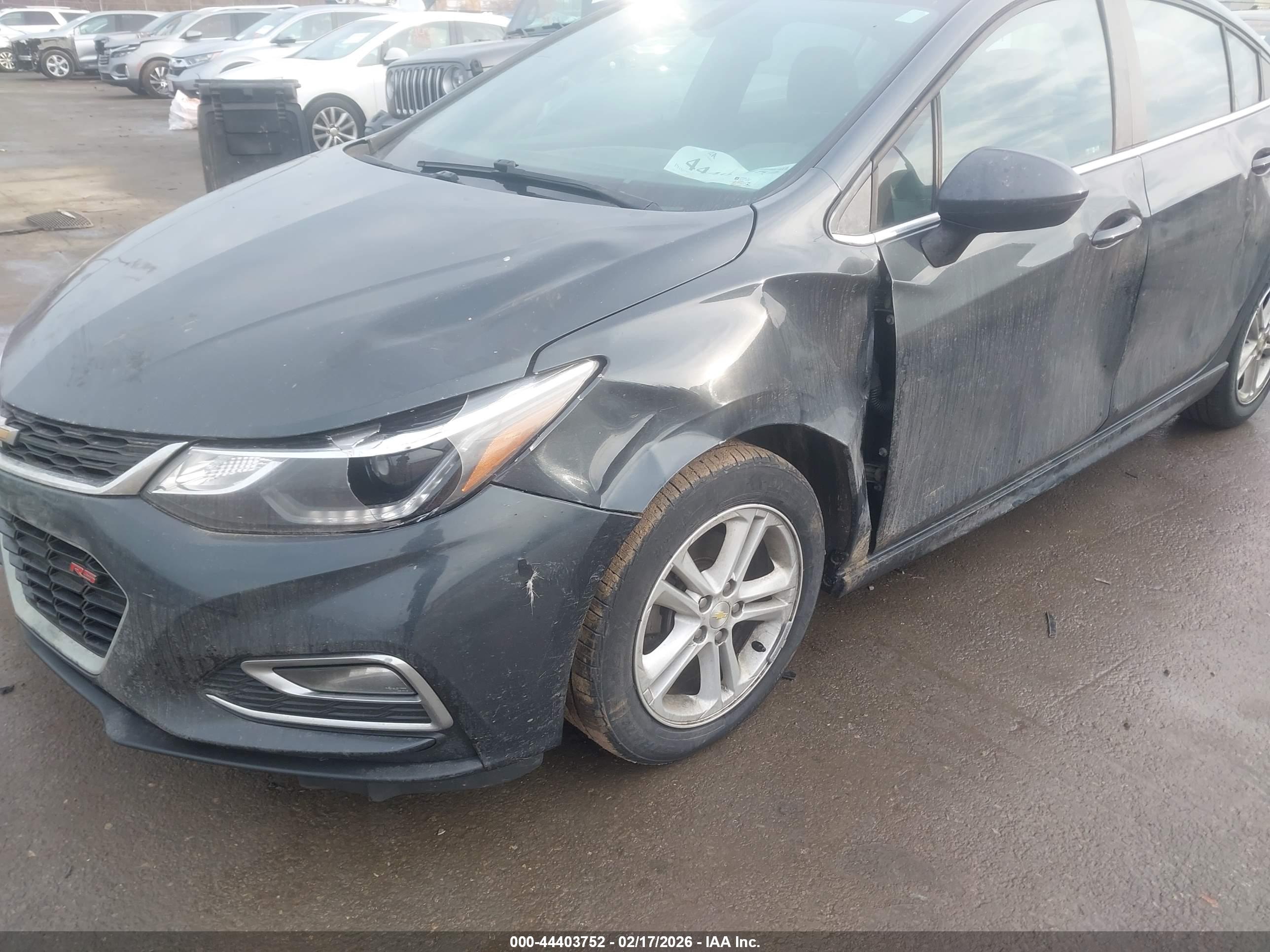 CHEVROLET CRUZE image 6