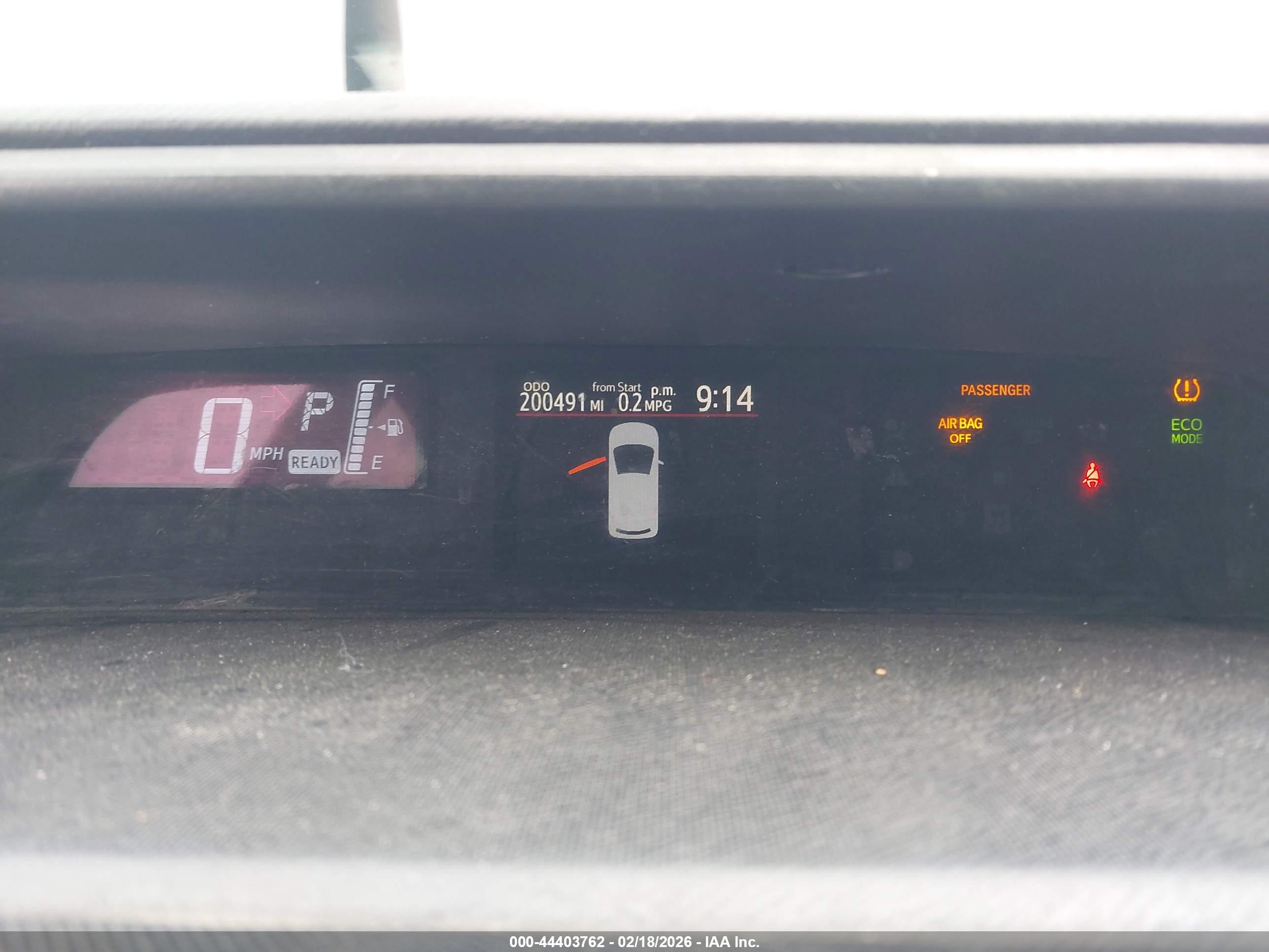 TOYOTA PRIUS image 7