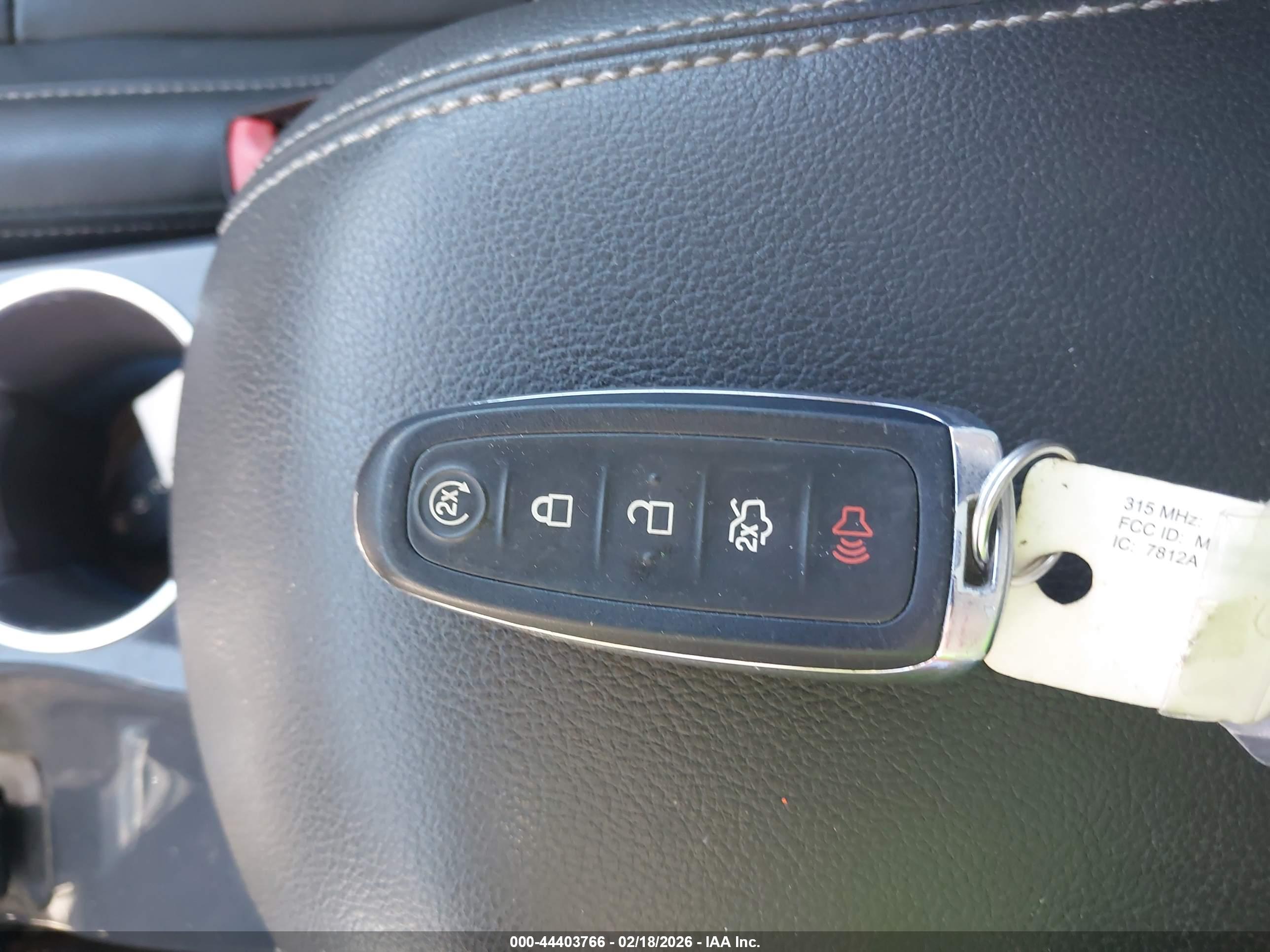 FORD ESCAPE image 11