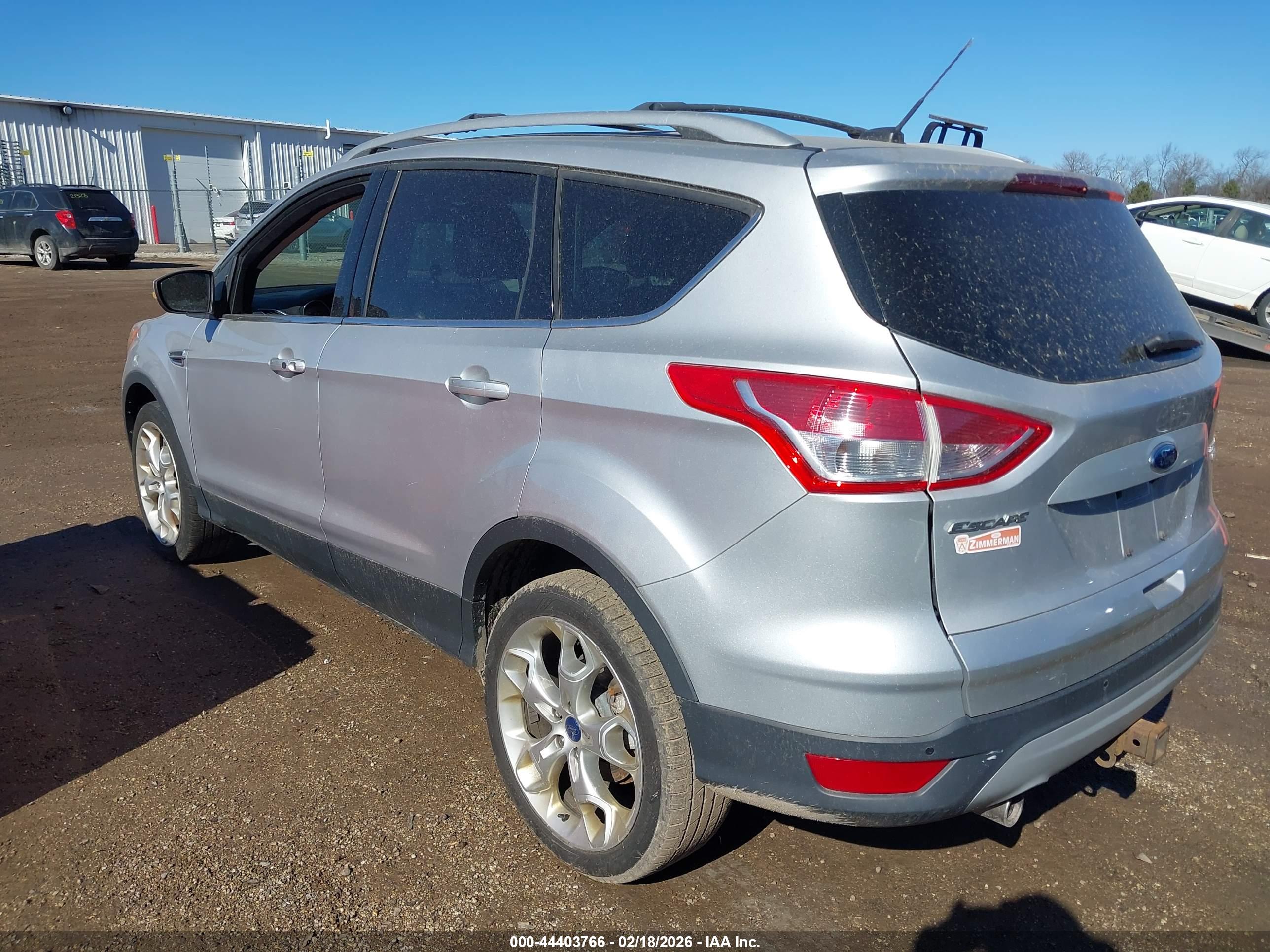 FORD ESCAPE image 3