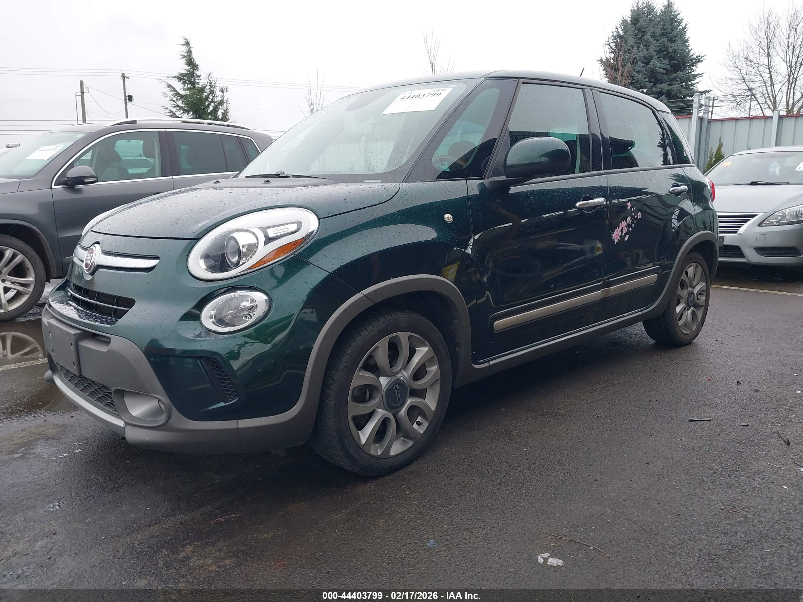 FIAT 500L image 2