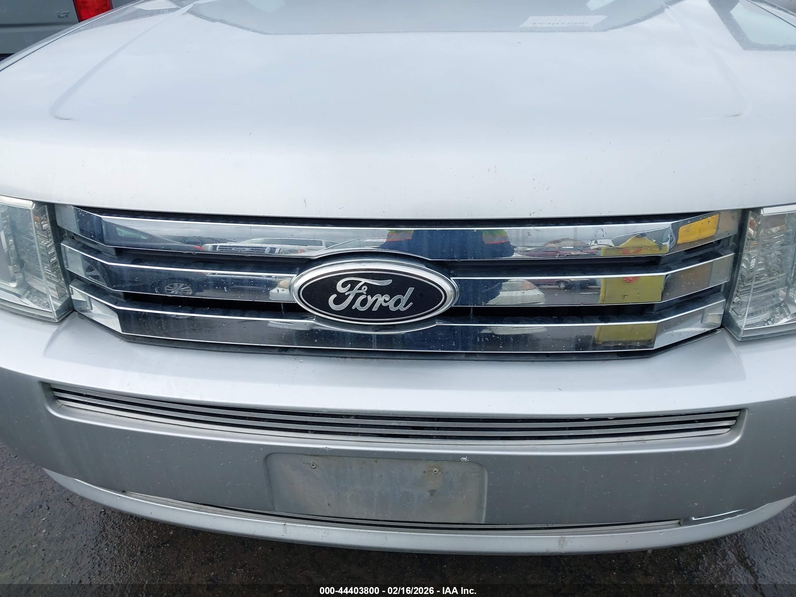 FORD FLEX image 6