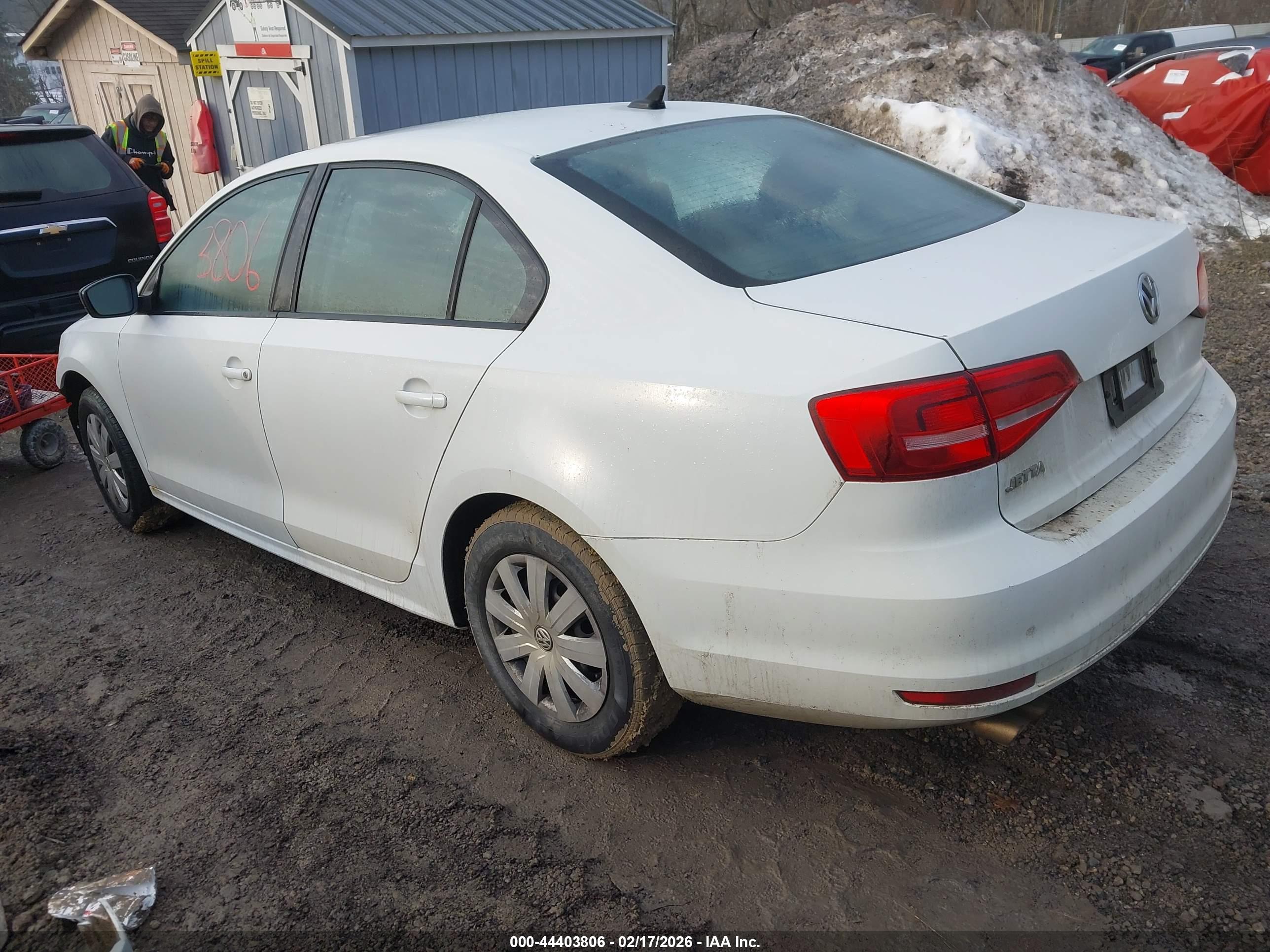 VOLKSWAGEN JETTA image 3