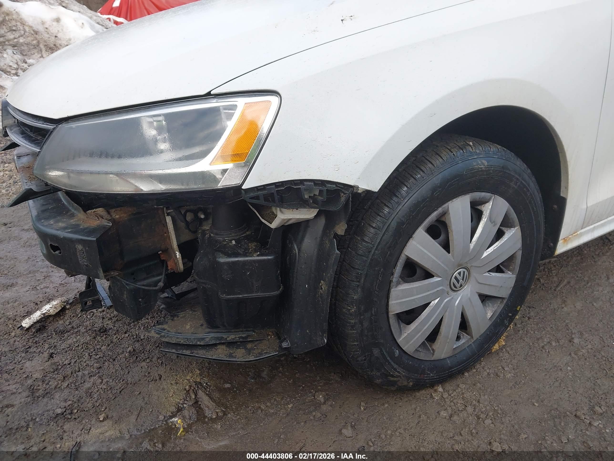 VOLKSWAGEN JETTA image 6