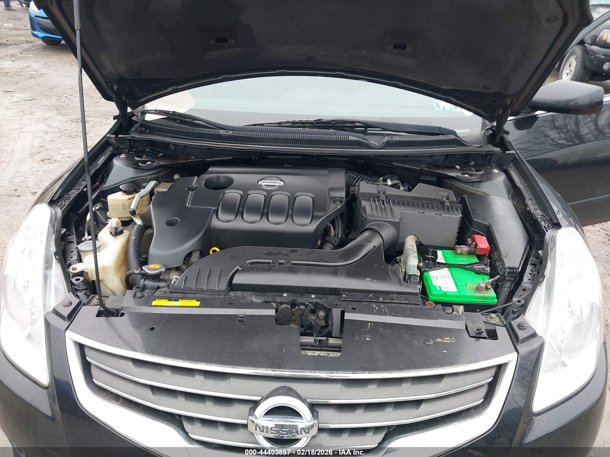 NISSAN ALTIMA image 10