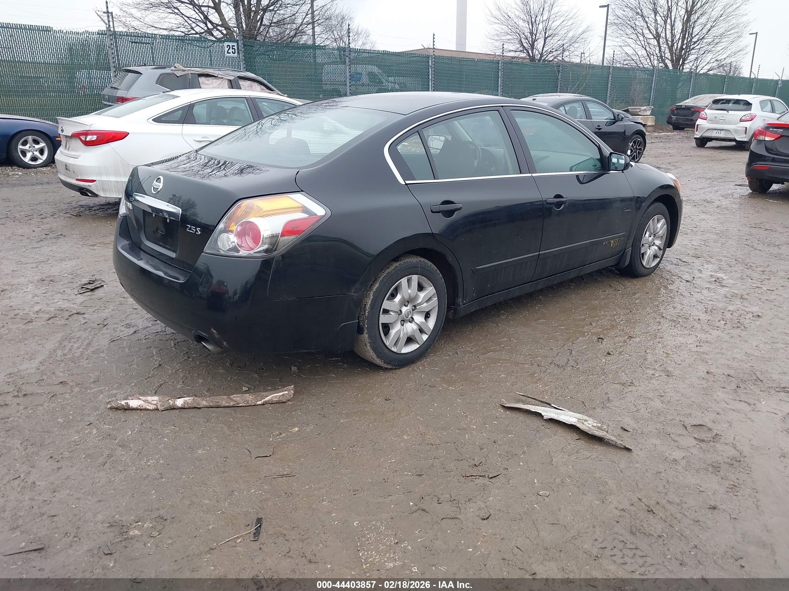 NISSAN ALTIMA image 4