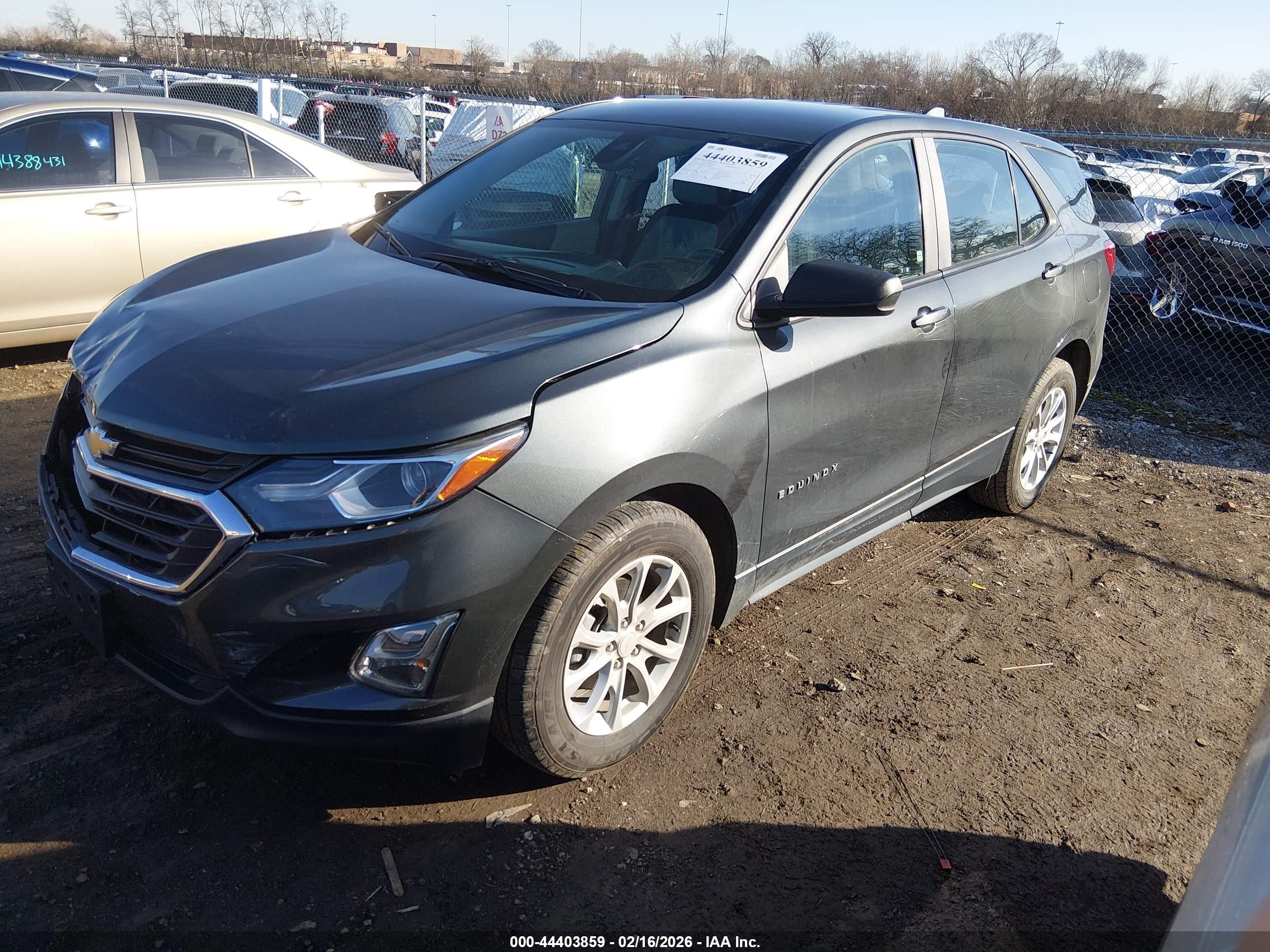 CHEVROLET EQUINOX image 2