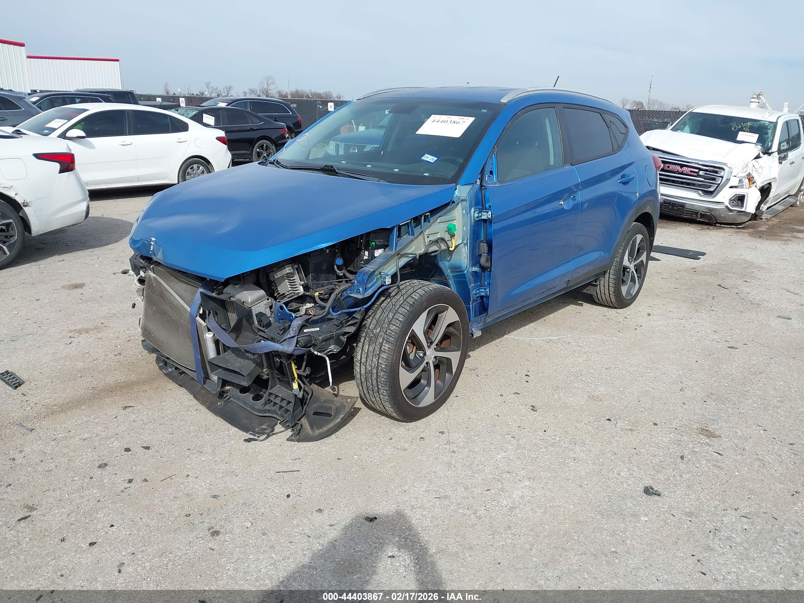 HYUNDAI TUCSON image 2