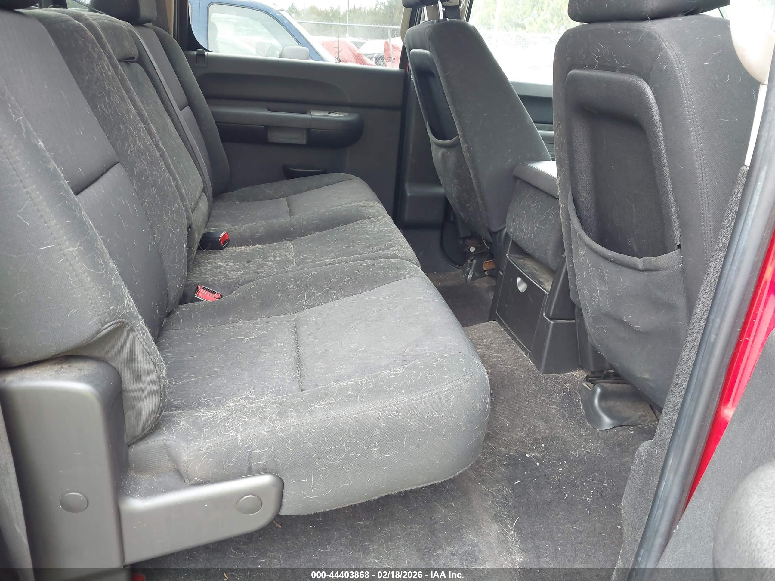 CHEVROLET SILVERADO image 8