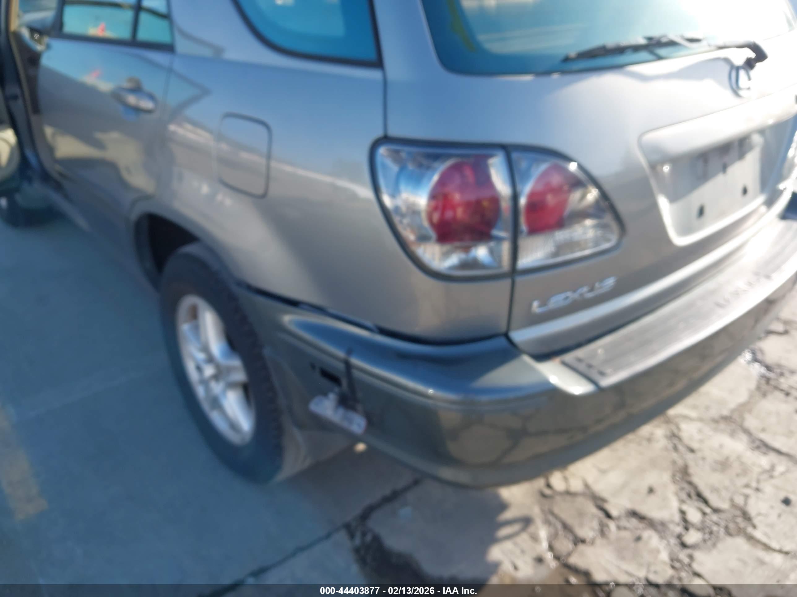 LEXUS RX image 6