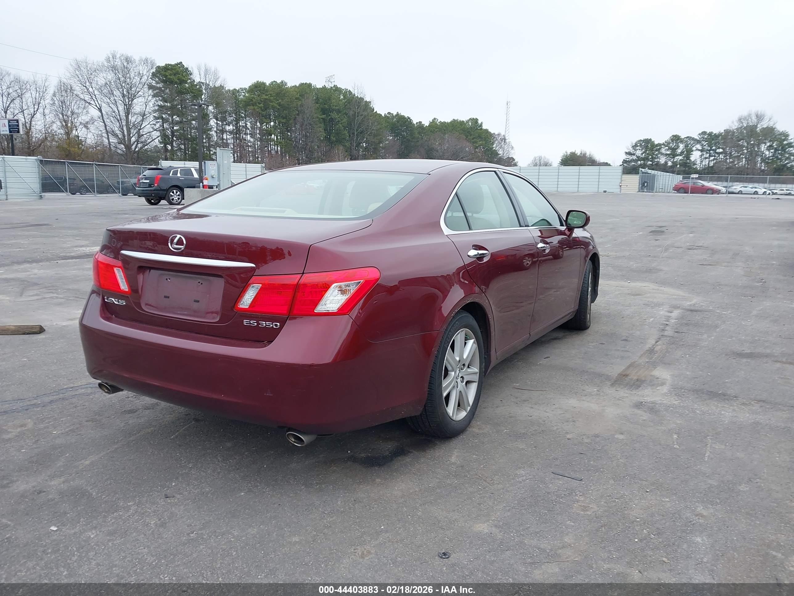 LEXUS ES image 4