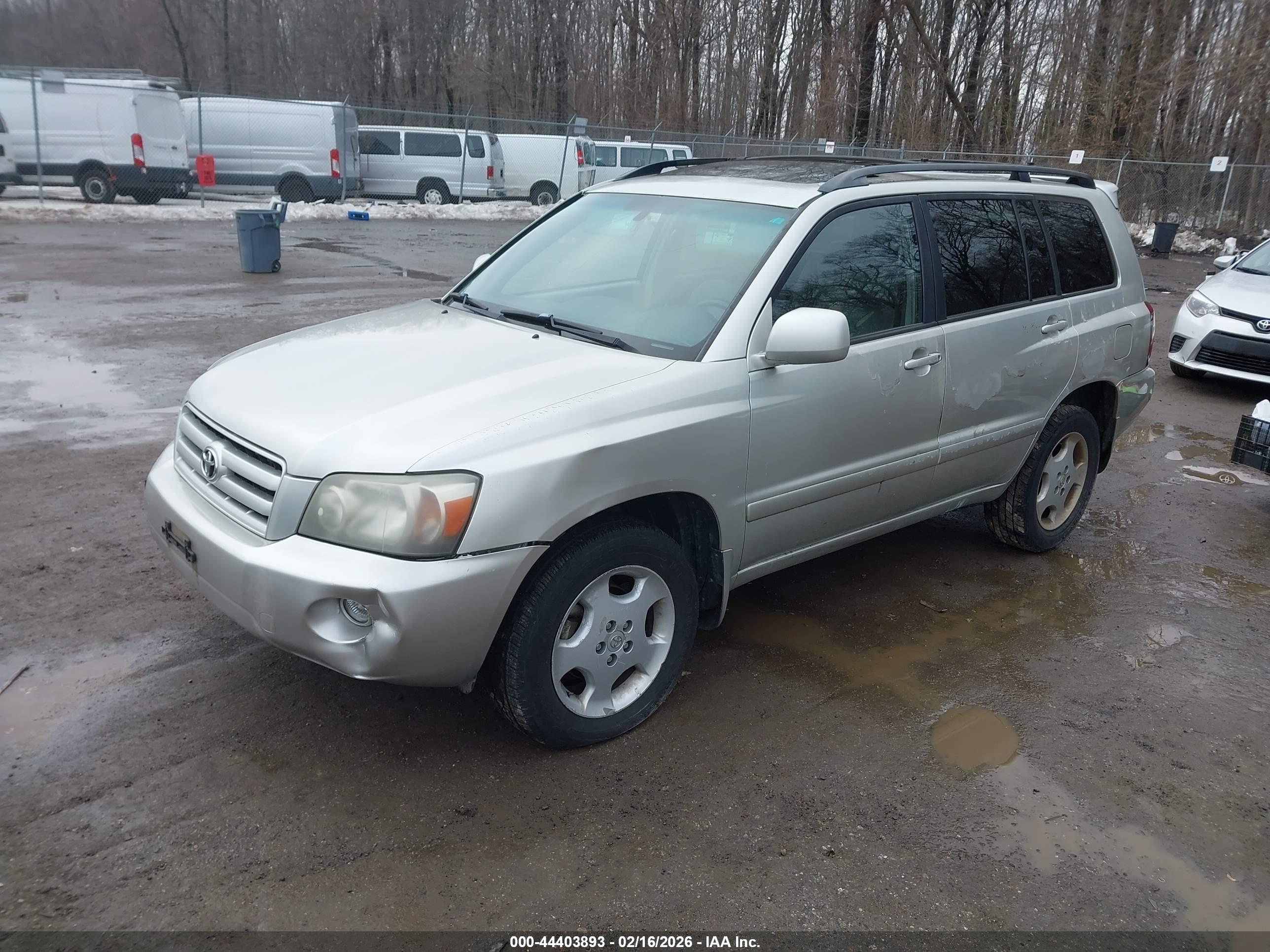 TOYOTA HIGHLANDER image 2