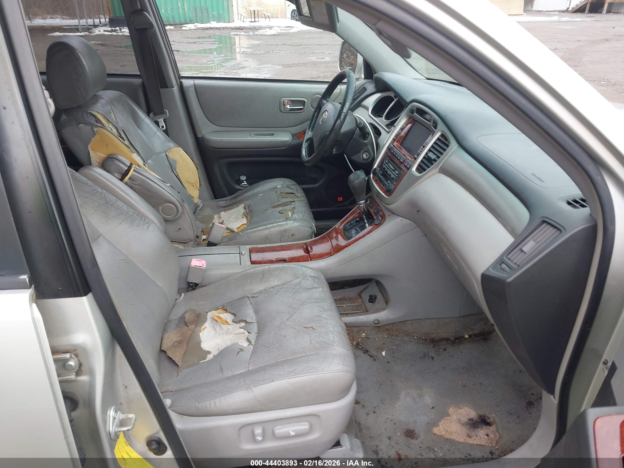 TOYOTA HIGHLANDER image 5