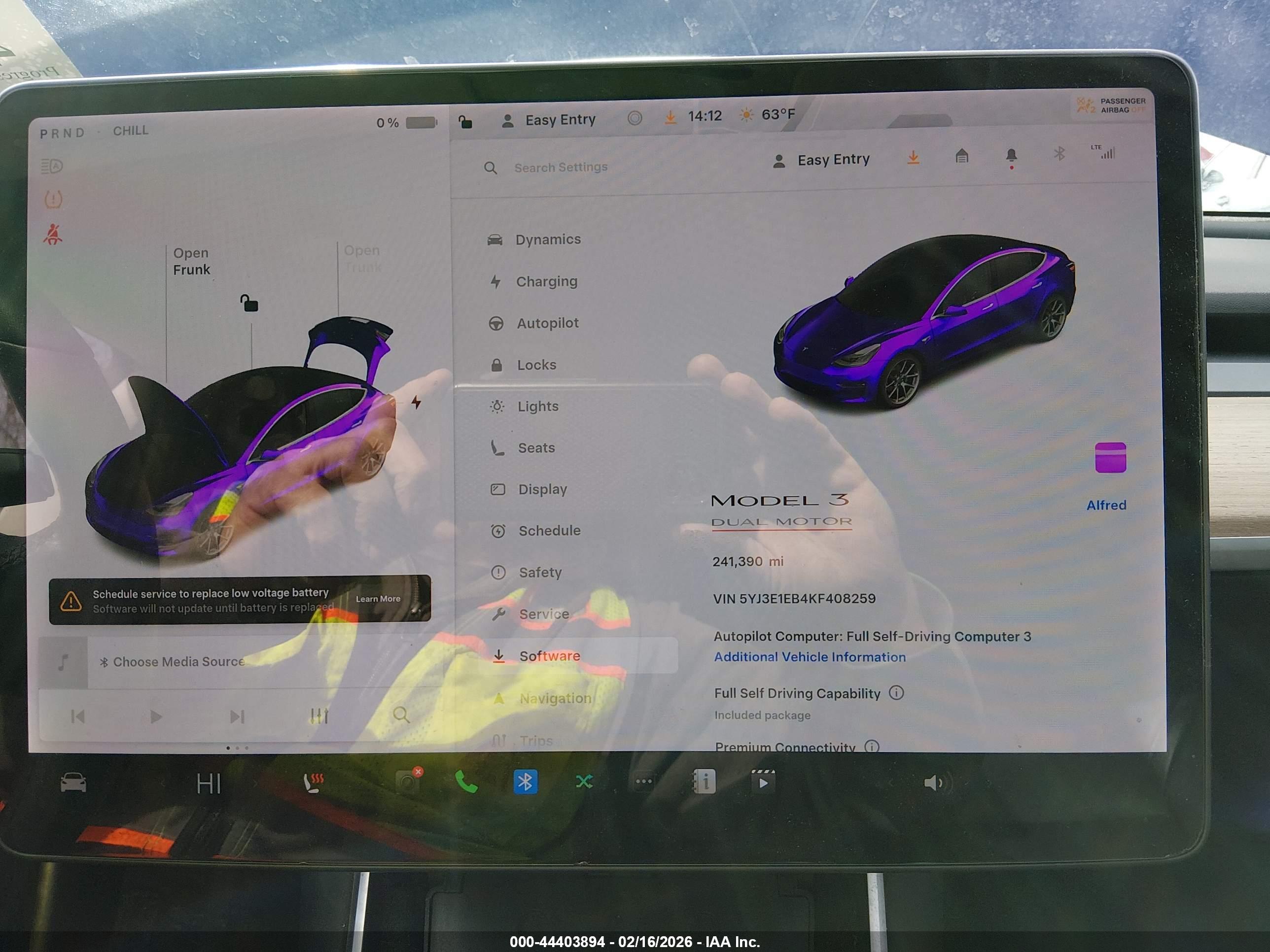TESLA MODEL image 7
