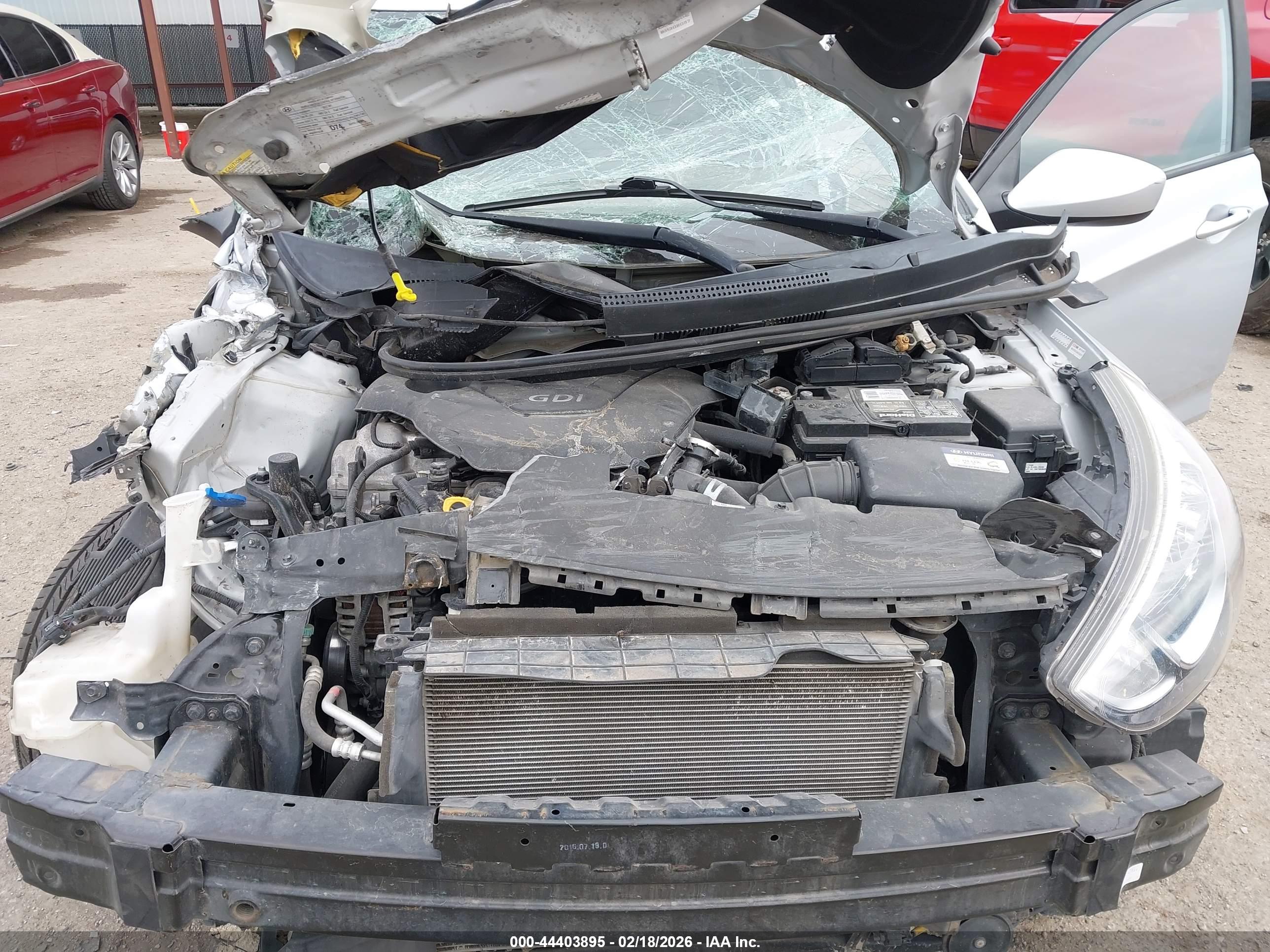 HYUNDAI ACCENT image 10