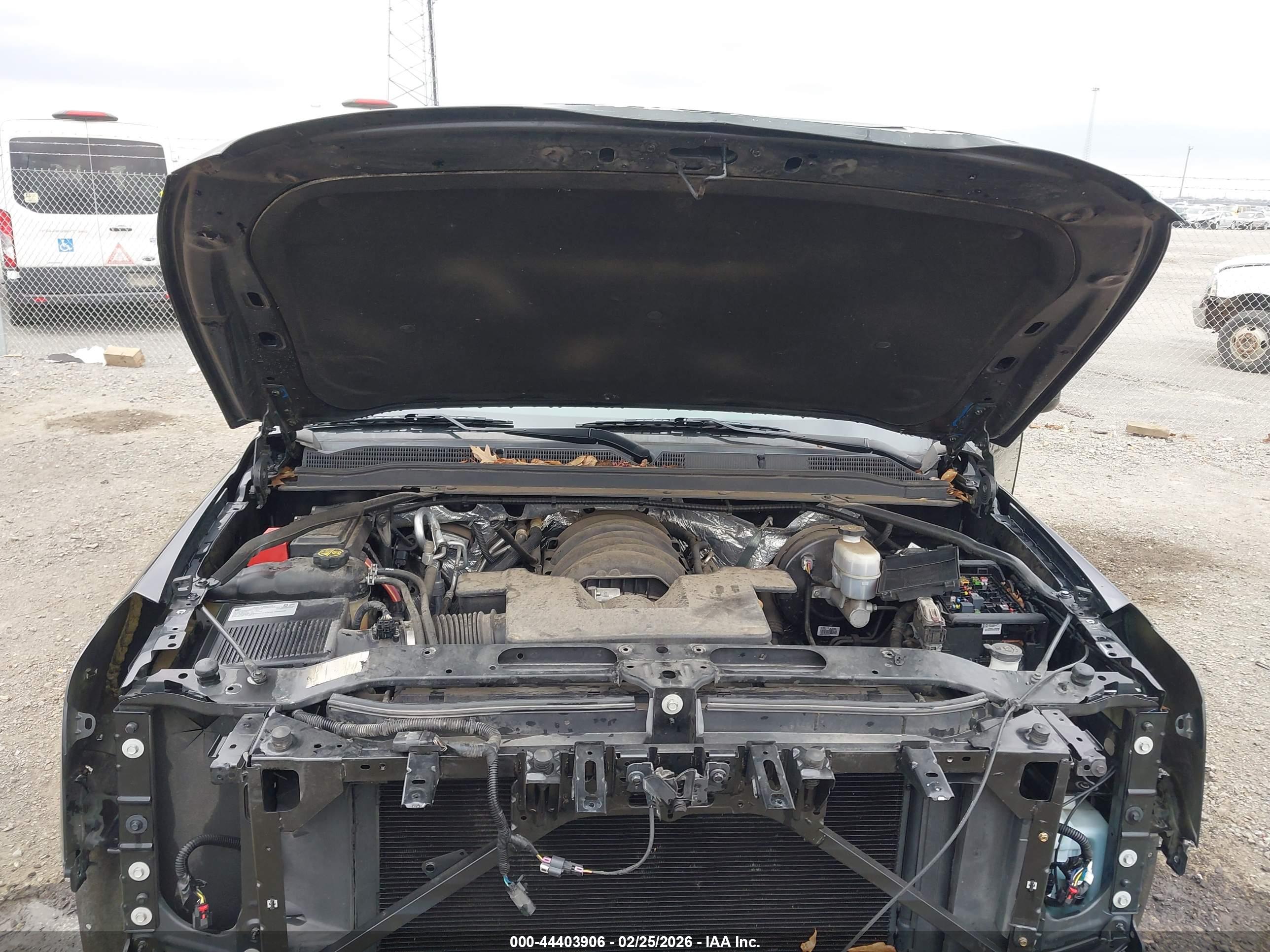 GMC YUKON image 10