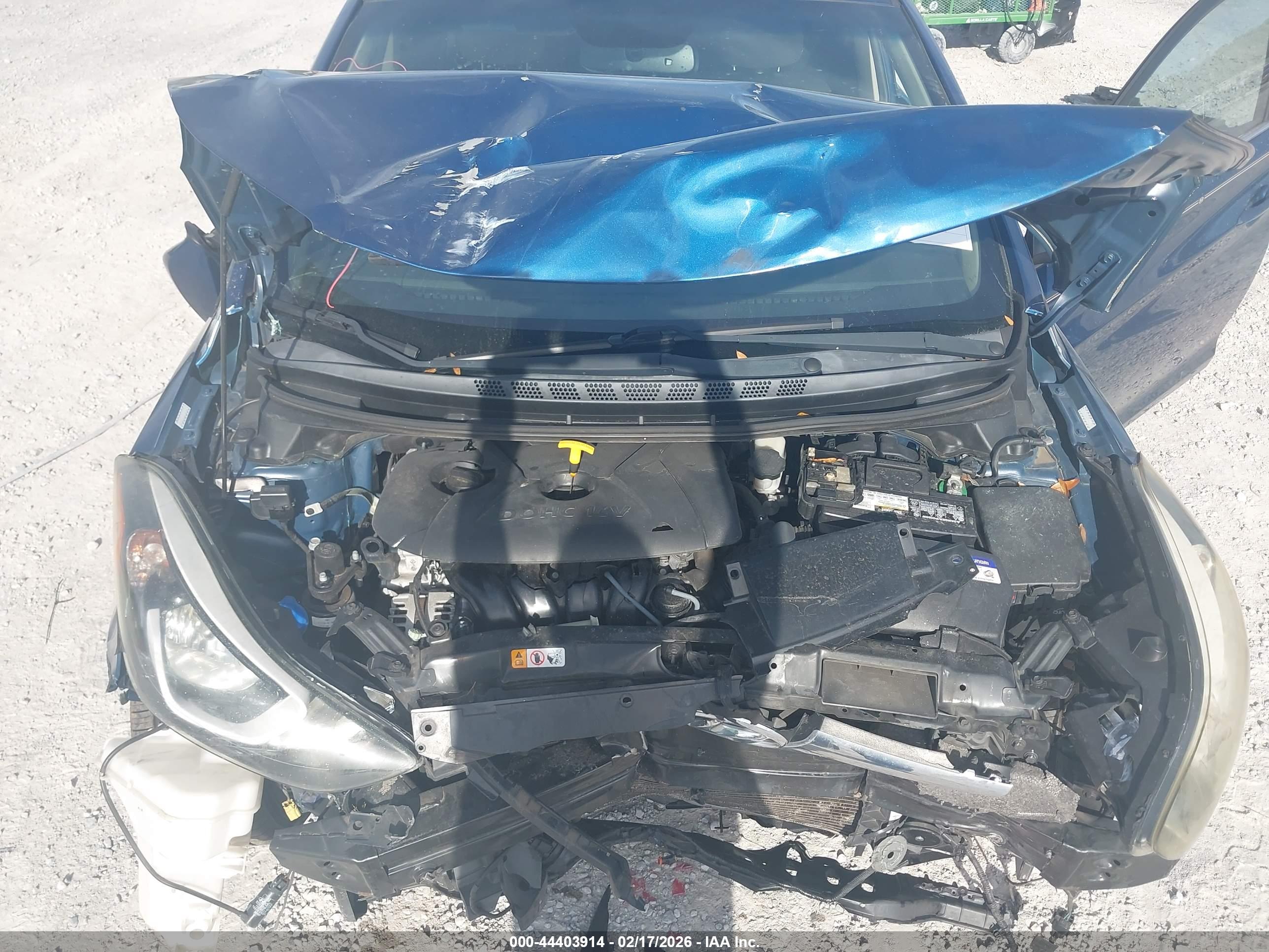 HYUNDAI ELANTRA image 10