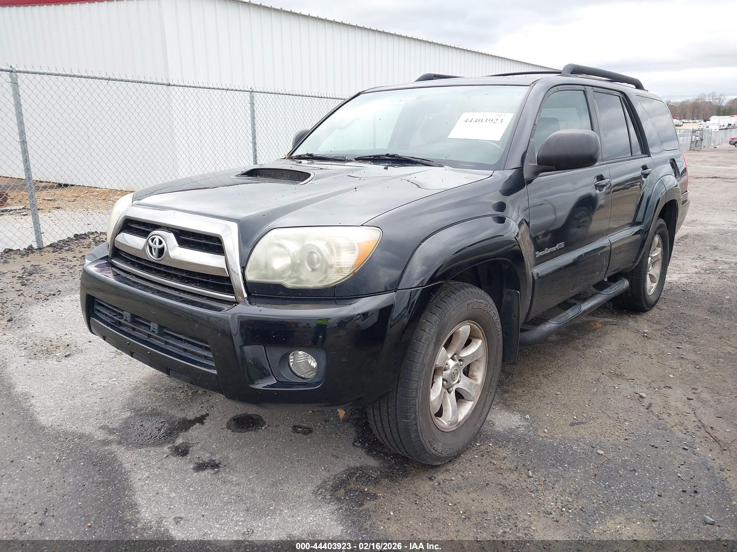 TOYOTA 4RUNNER image 4