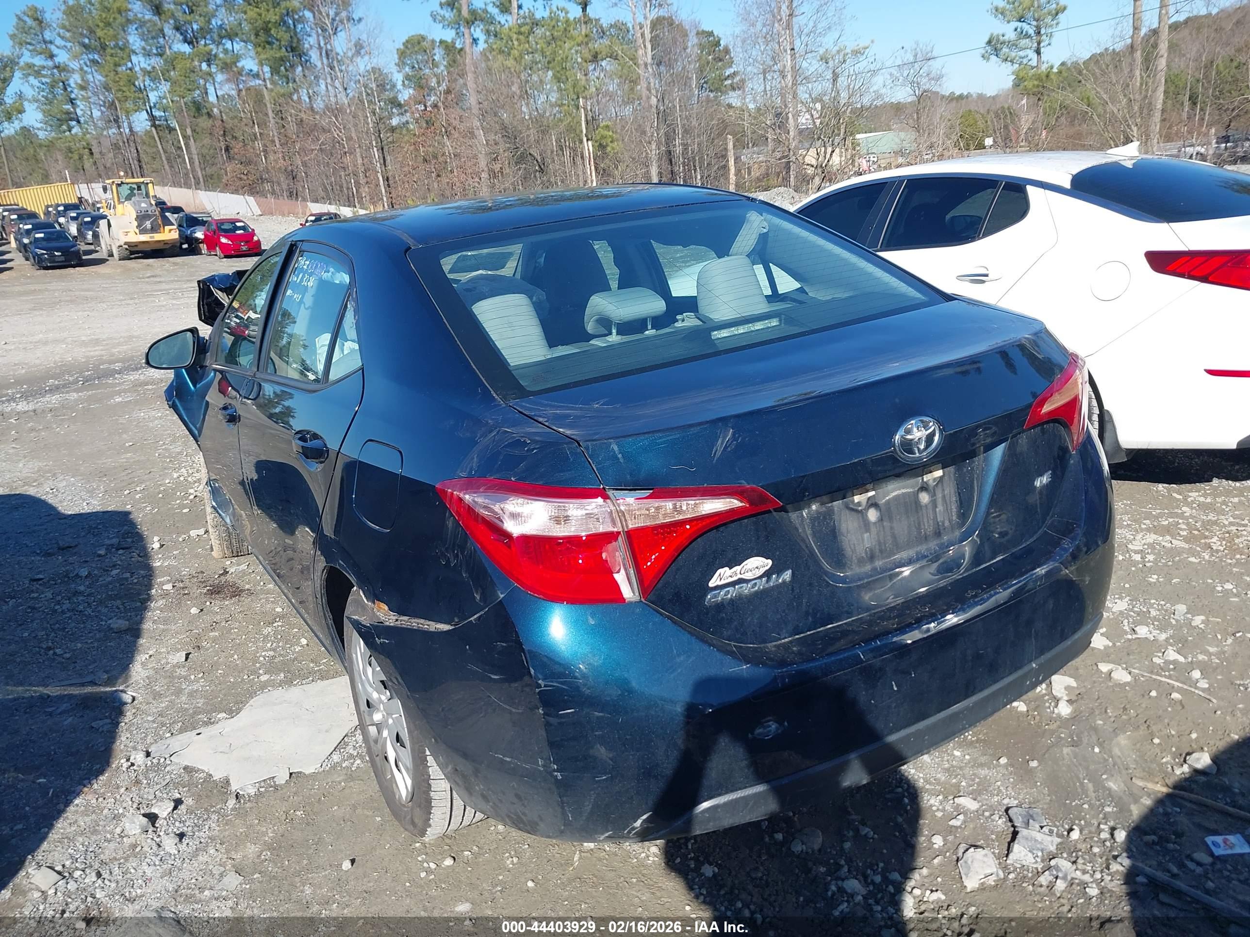 TOYOTA COROLLA image 3