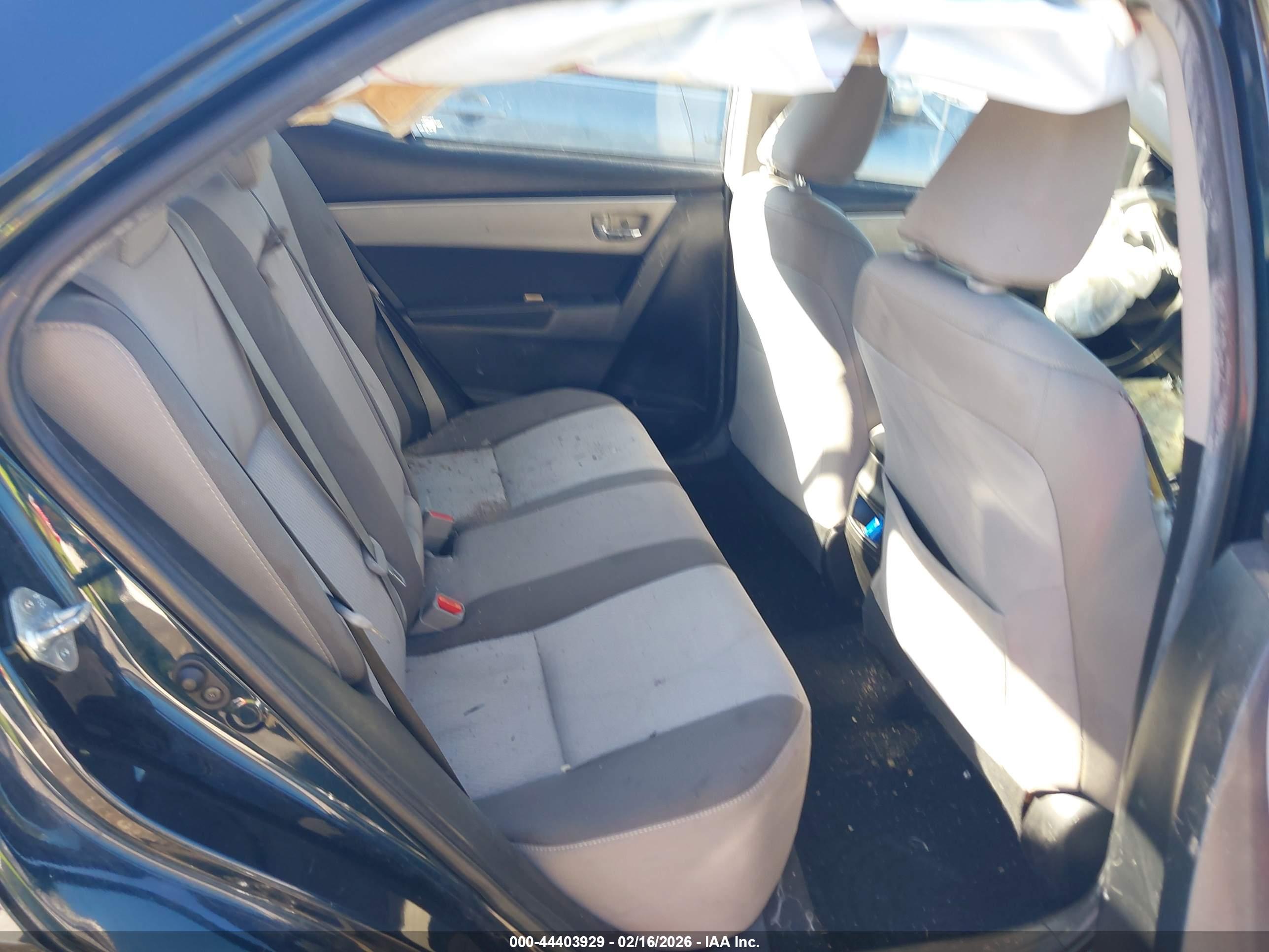 TOYOTA COROLLA image 8