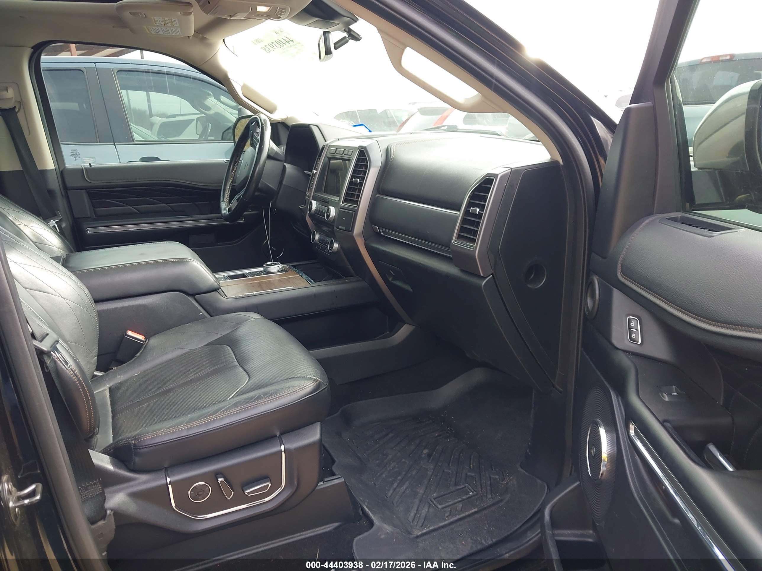 FORD EXPEDITION image 5