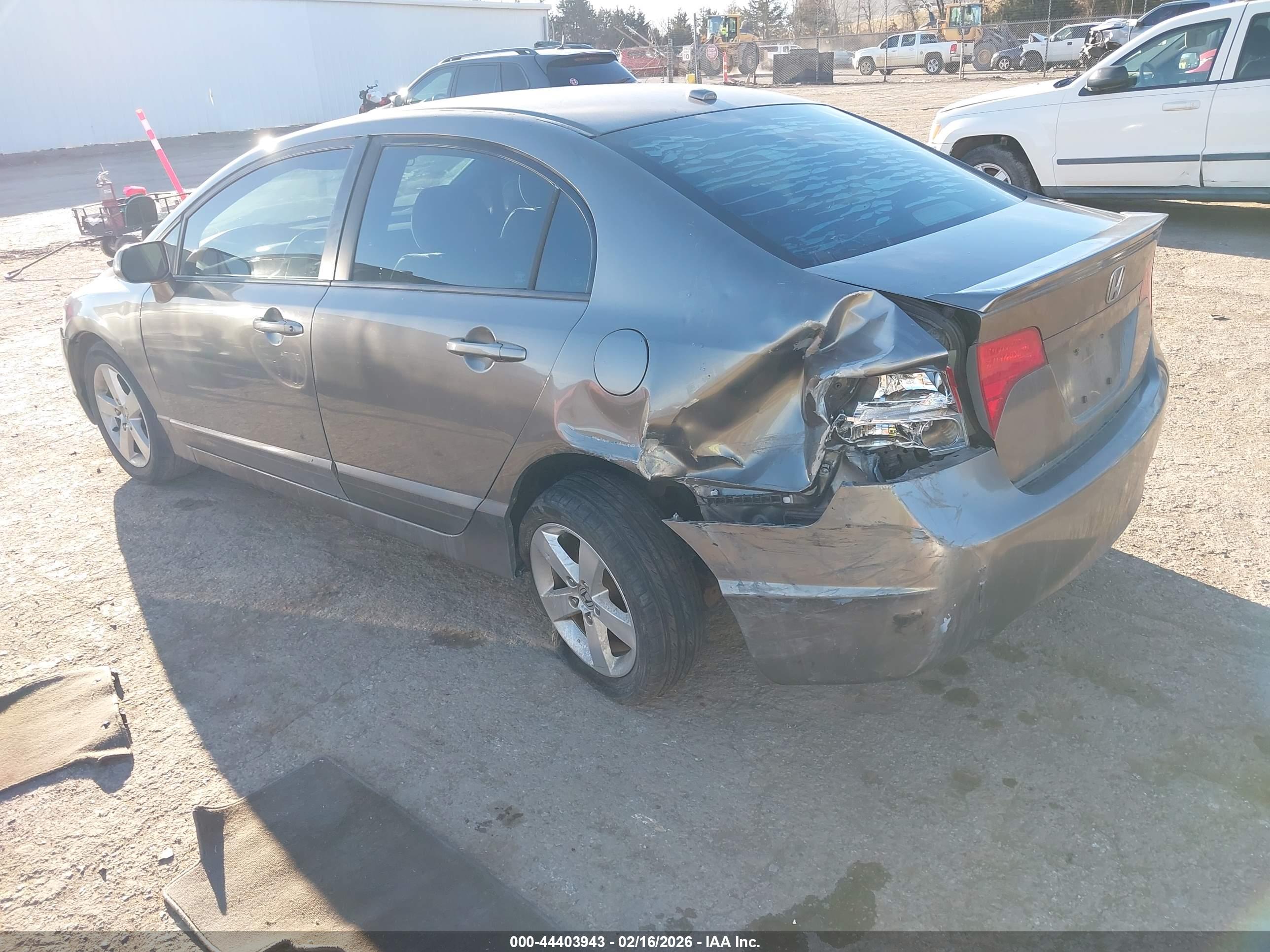 HONDA CIVIC image 3