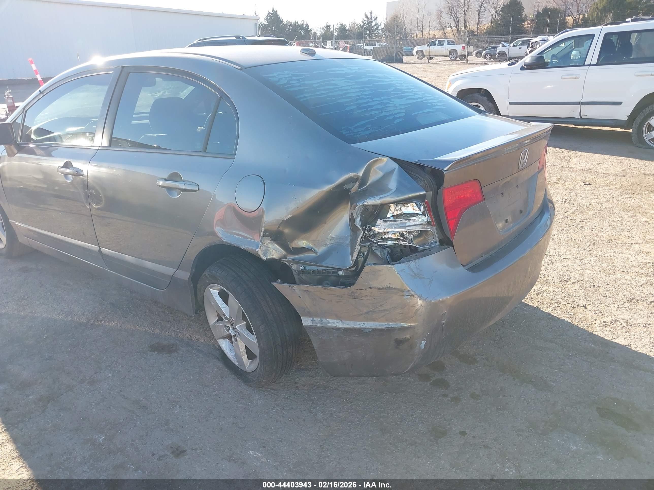HONDA CIVIC image 6