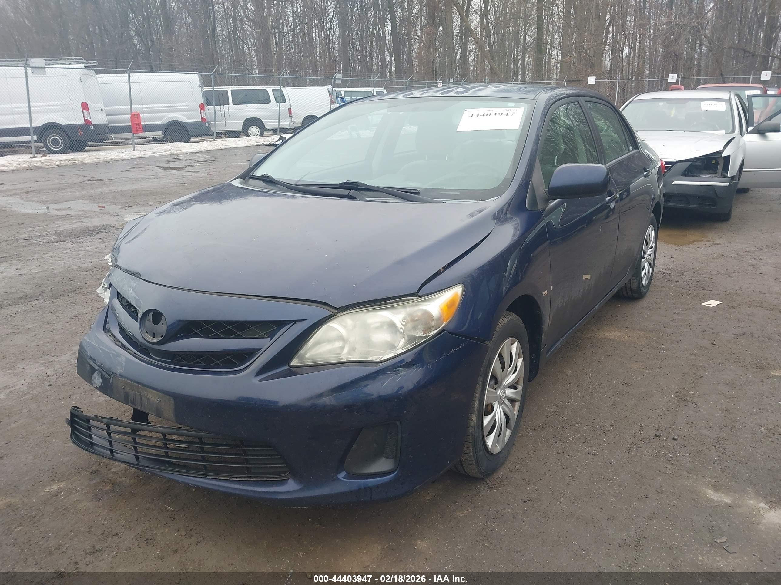 TOYOTA COROLLA image 2
