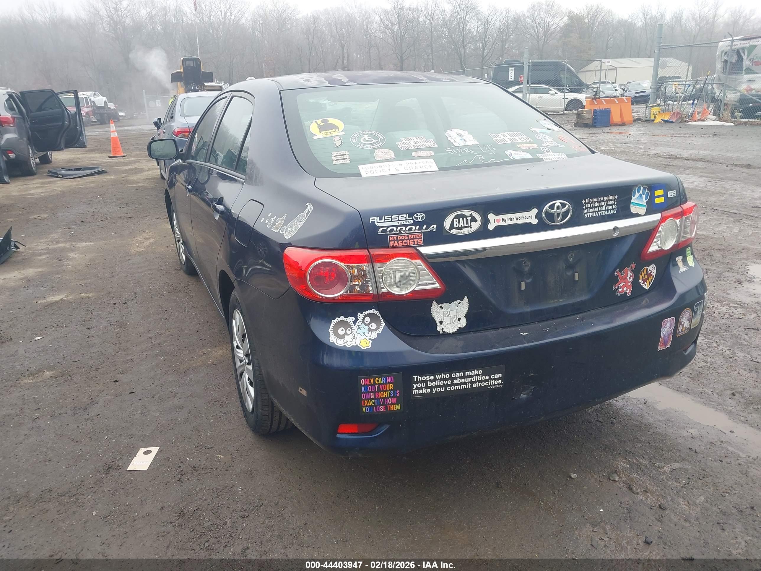 TOYOTA COROLLA image 3